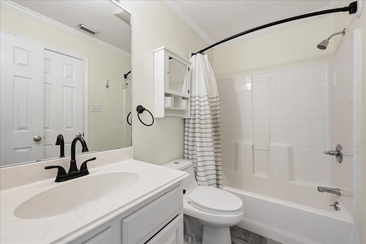 11000 Ashleigh Place Property Photo 22