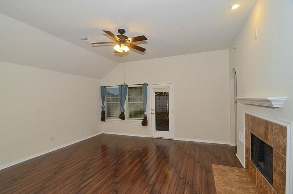 11306 Overland Trail Drive Property Photo 9
