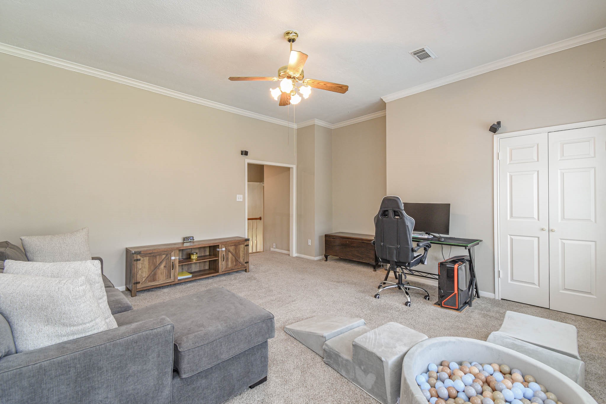 12518 Cranes Park Street Property Photo 32