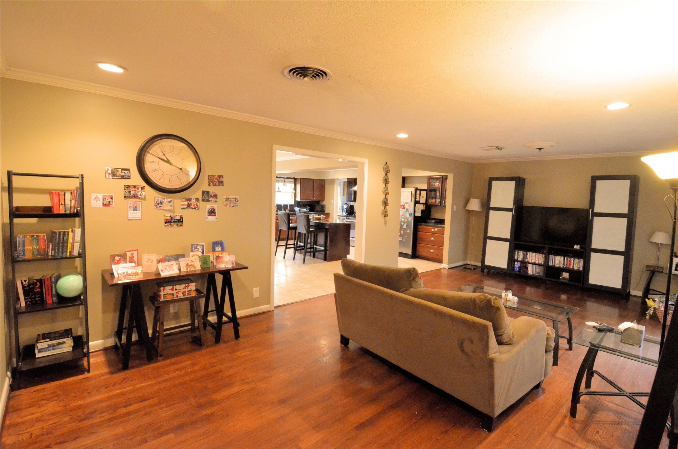 5215 Sanford Road Property Photo 2