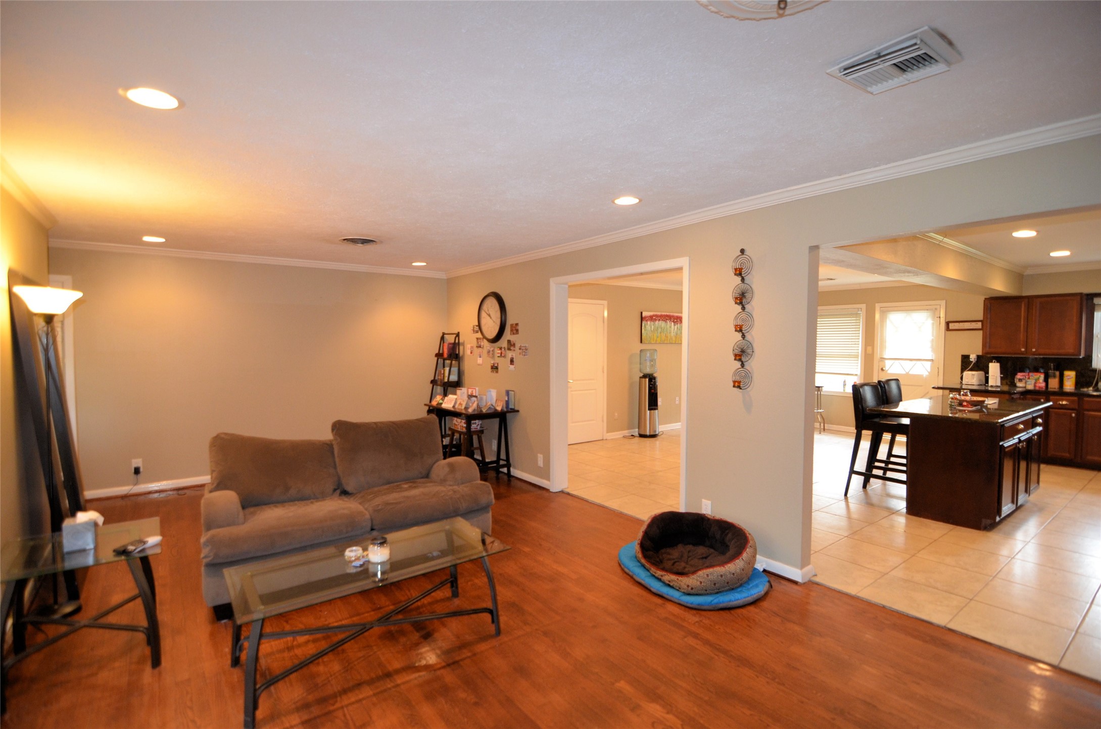 5215 Sanford Road Property Photo 3