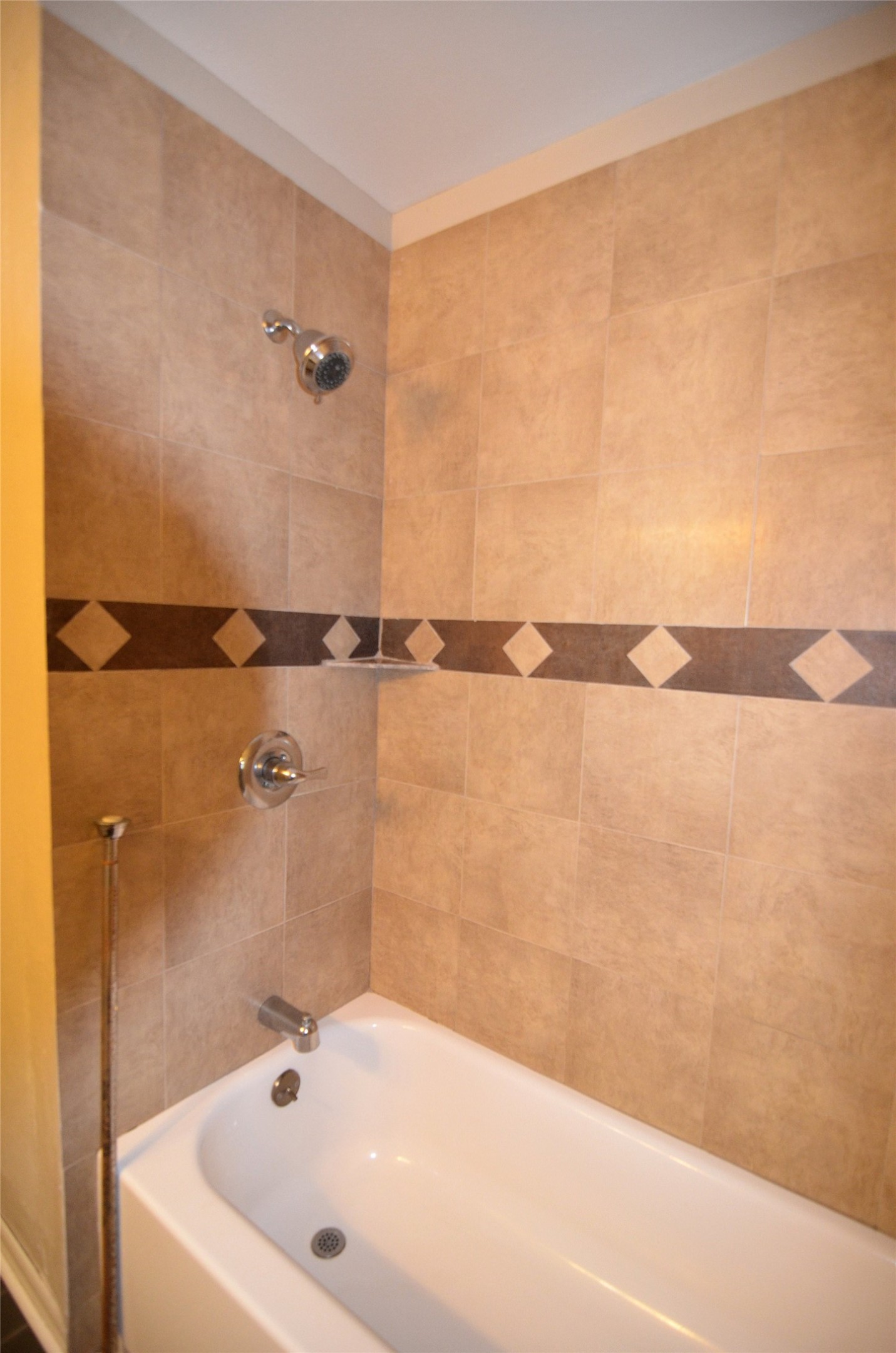 5215 Sanford Road Property Photo 9
