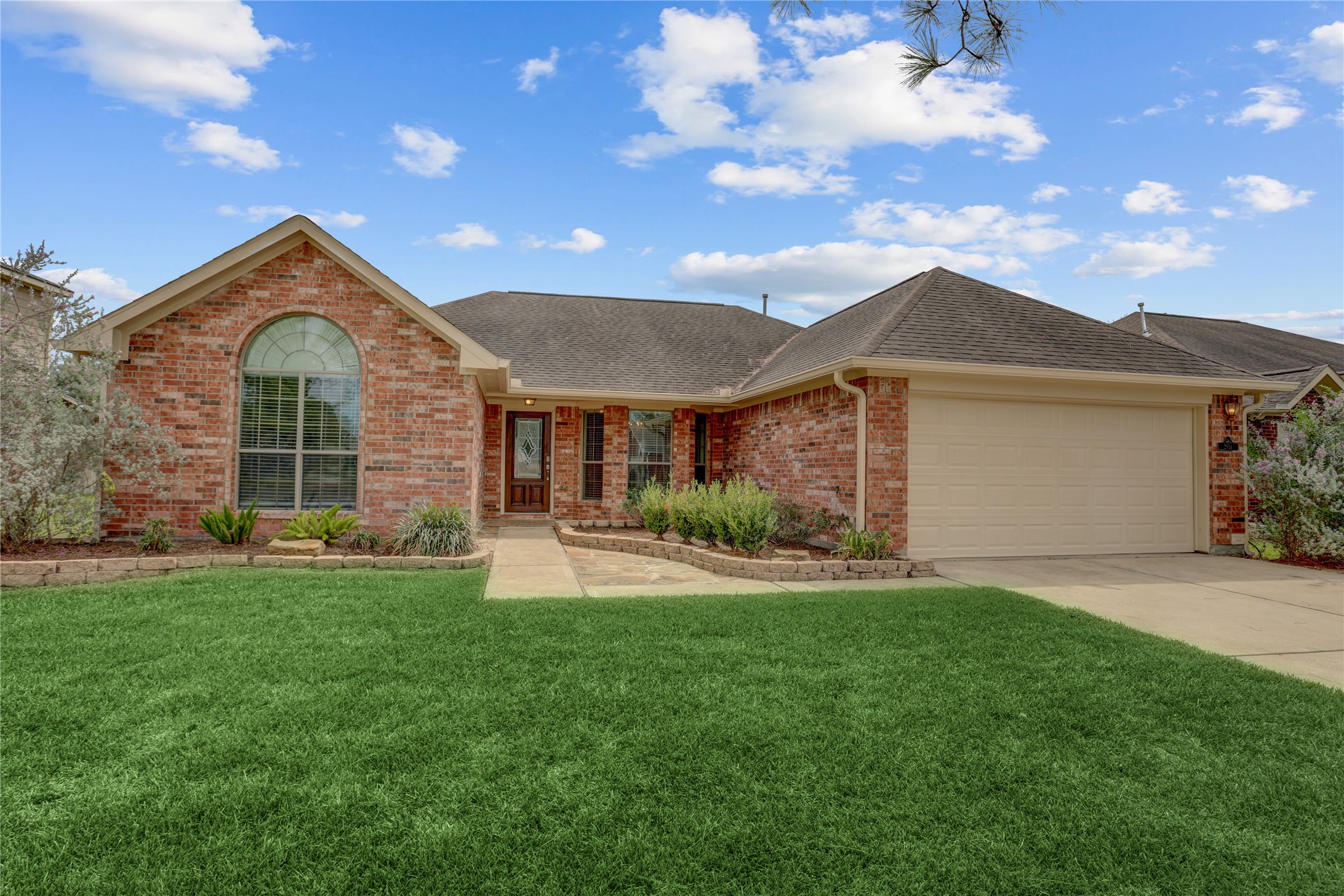 2818 J R Drive Property Photo 25