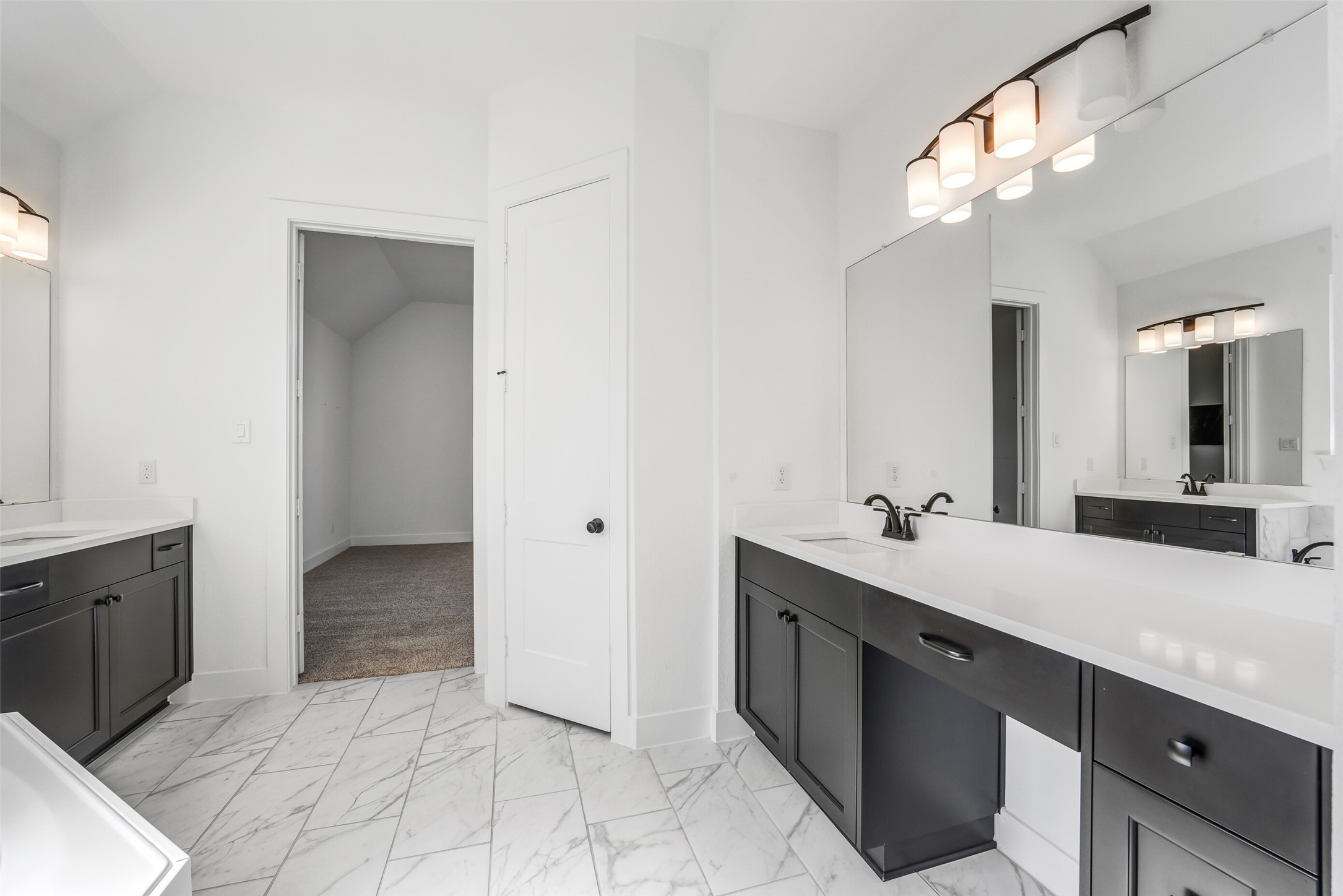 1703 Rosings Way Property Photo 30