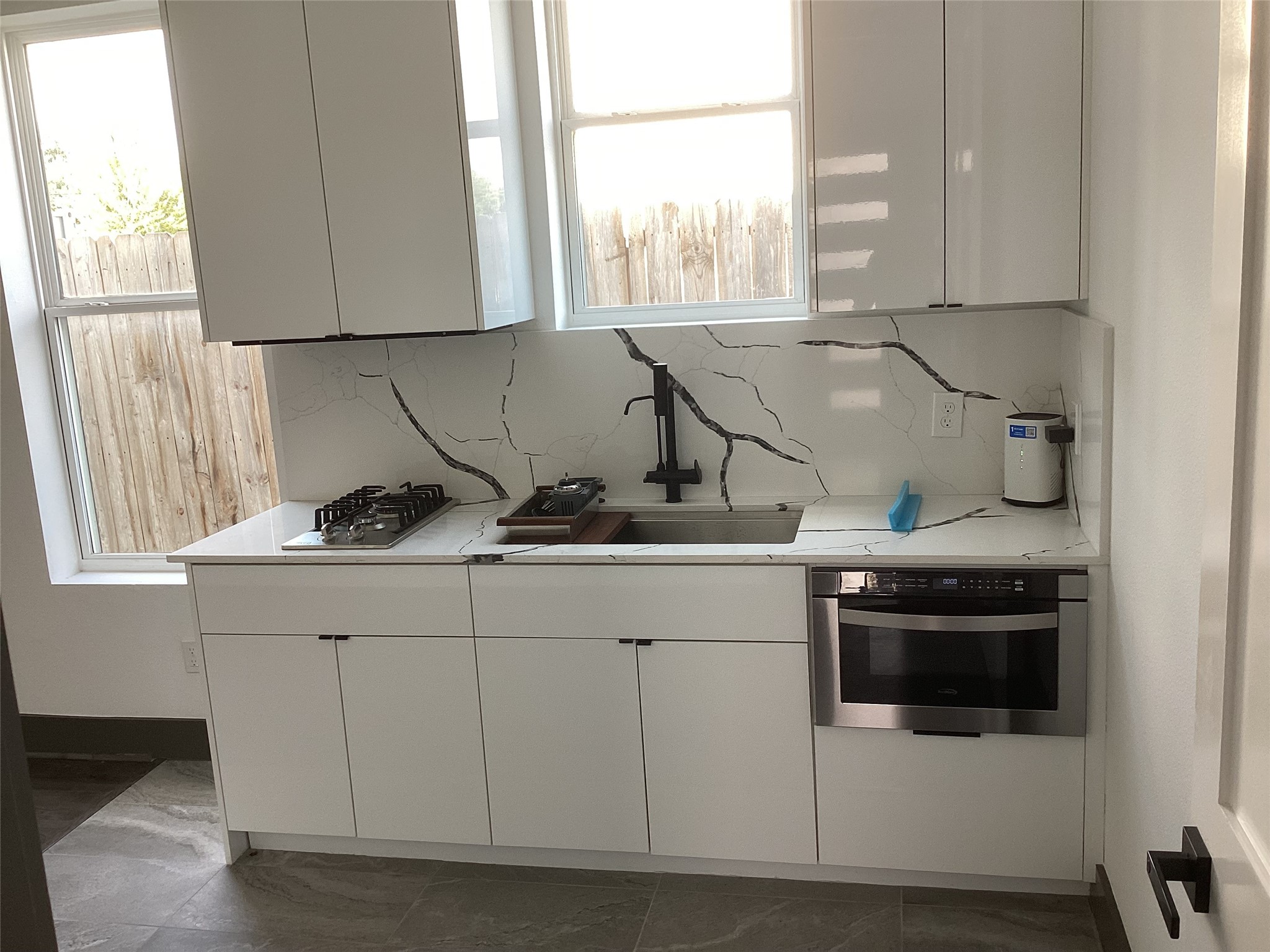 3114 Clay Street Property Photo 5
