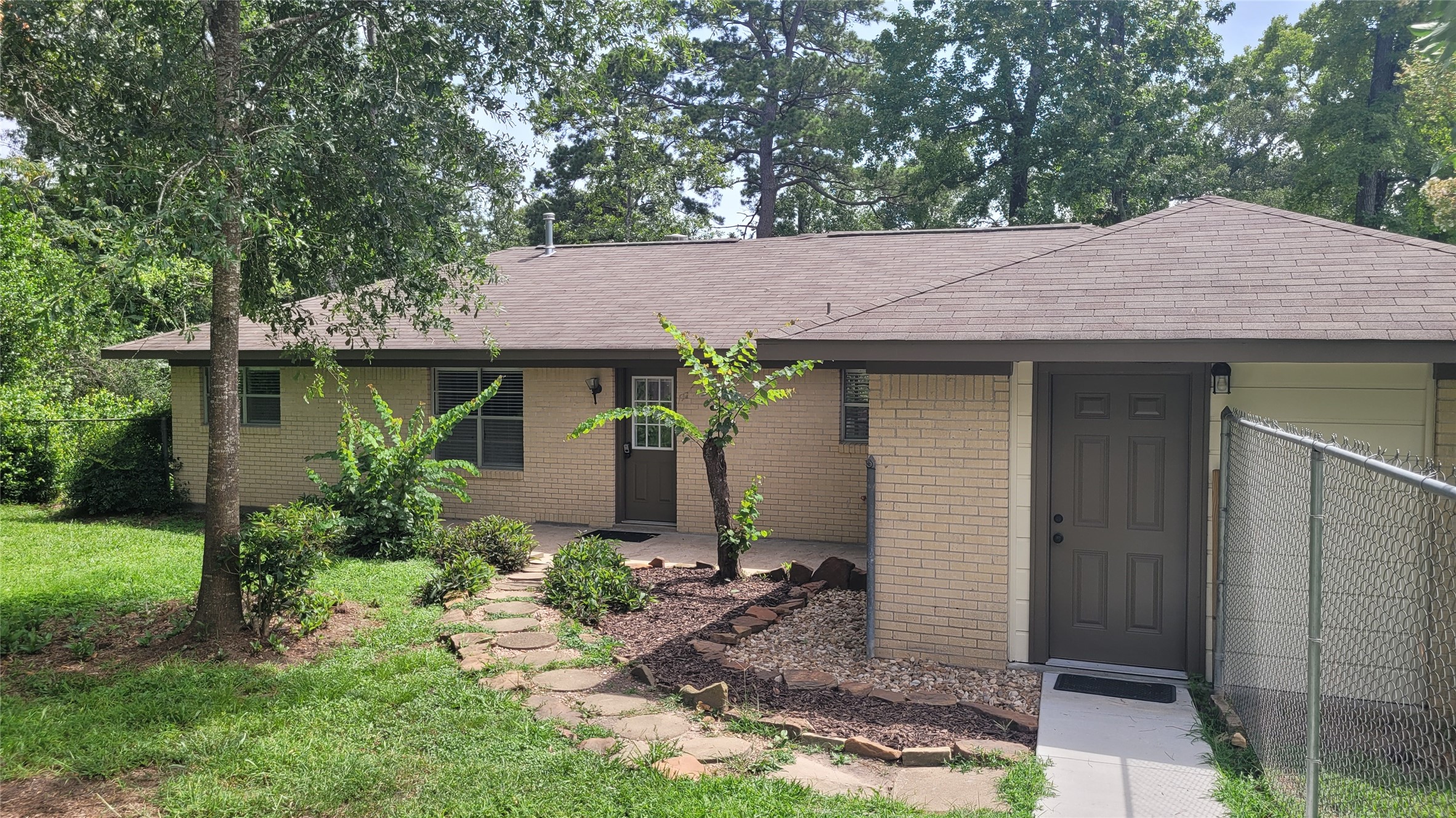110 Sunset Boulevard Property Photo 32