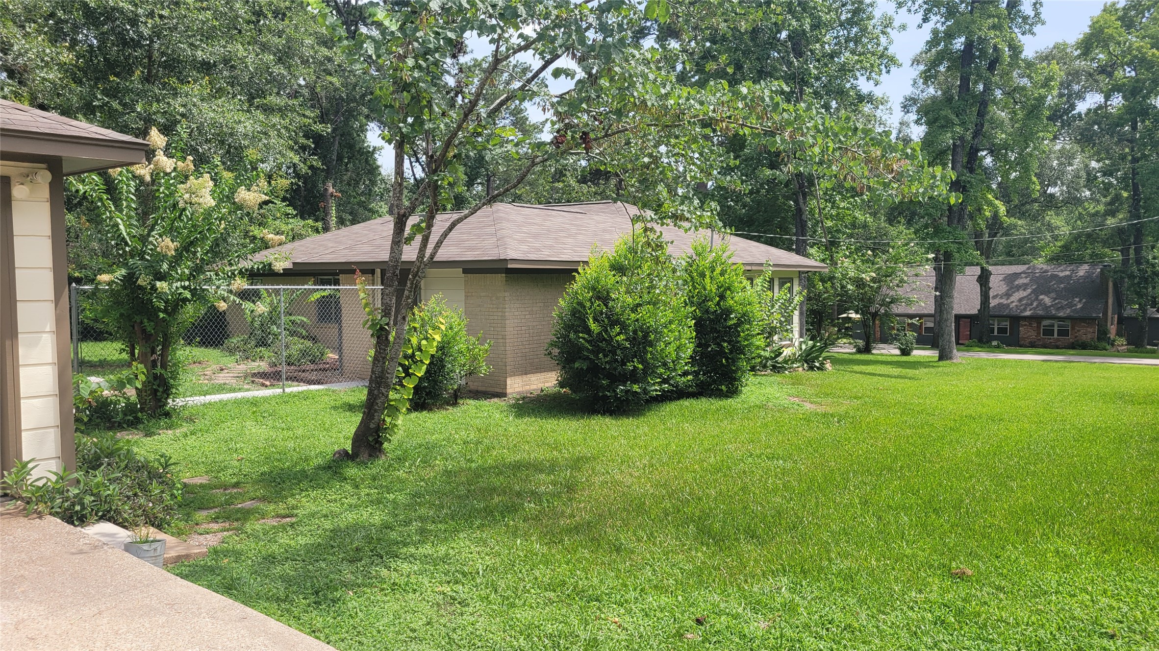 110 Sunset Boulevard Property Photo 38