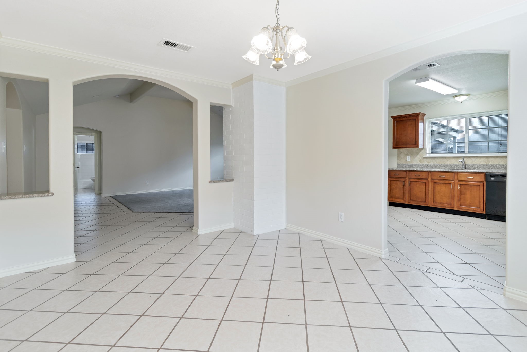 17131 Quail Park Property Photo 4