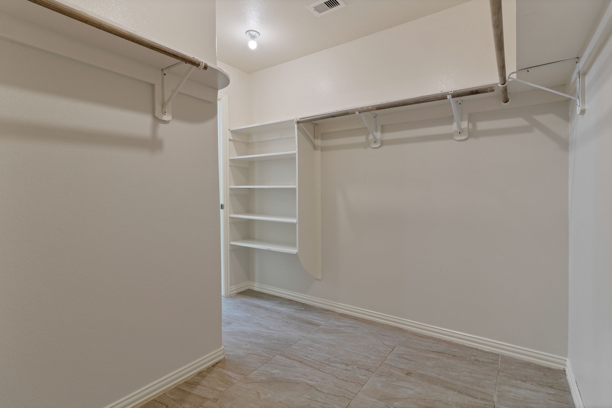 17131 Quail Park Property Photo 8