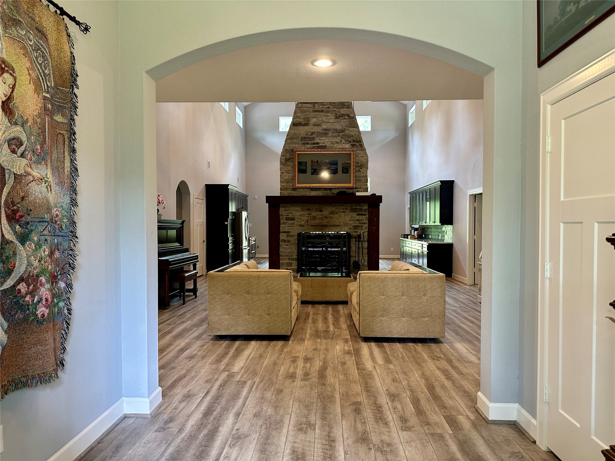 1145 Goodson Loop Property Photo 8