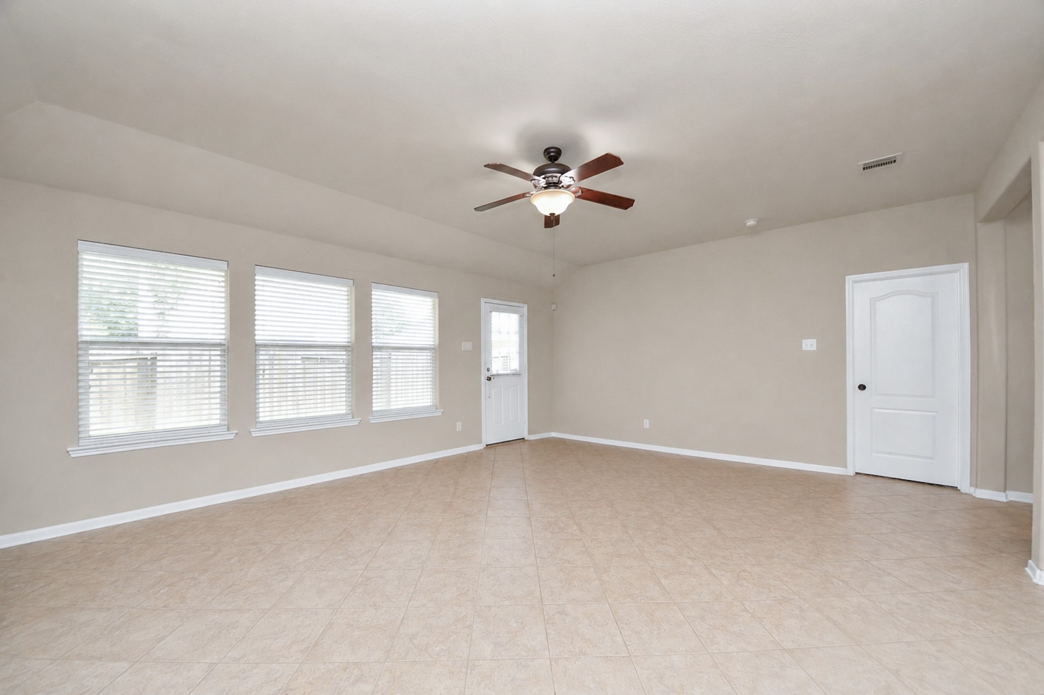 20522 Keegans Ledge Lane Property Photo 9