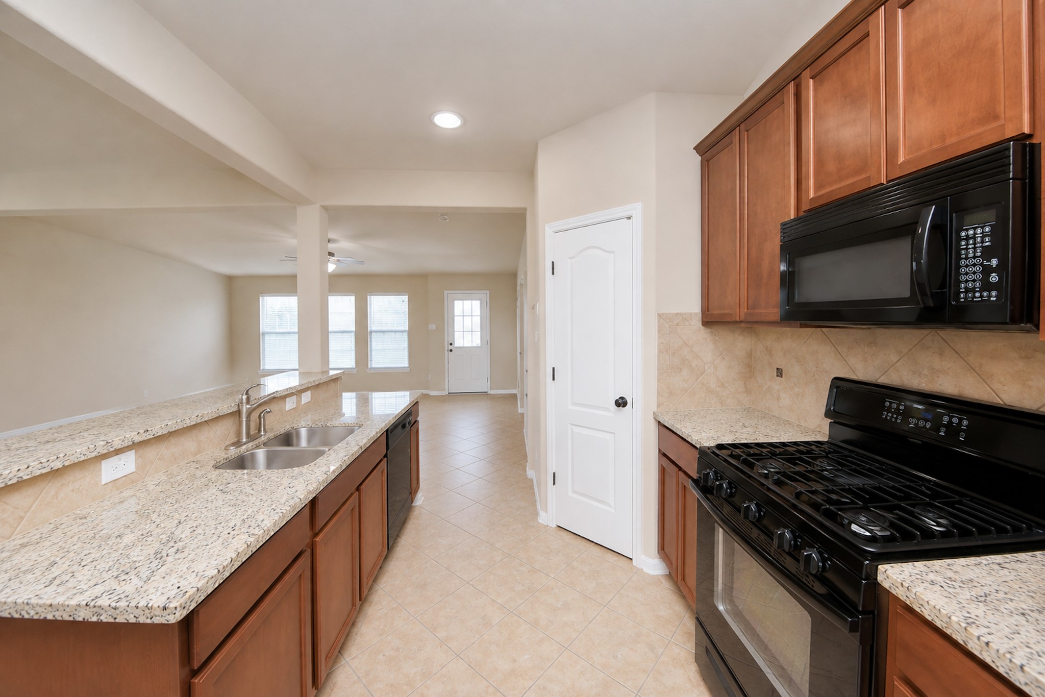 20522 Keegans Ledge Lane Property Photo 13