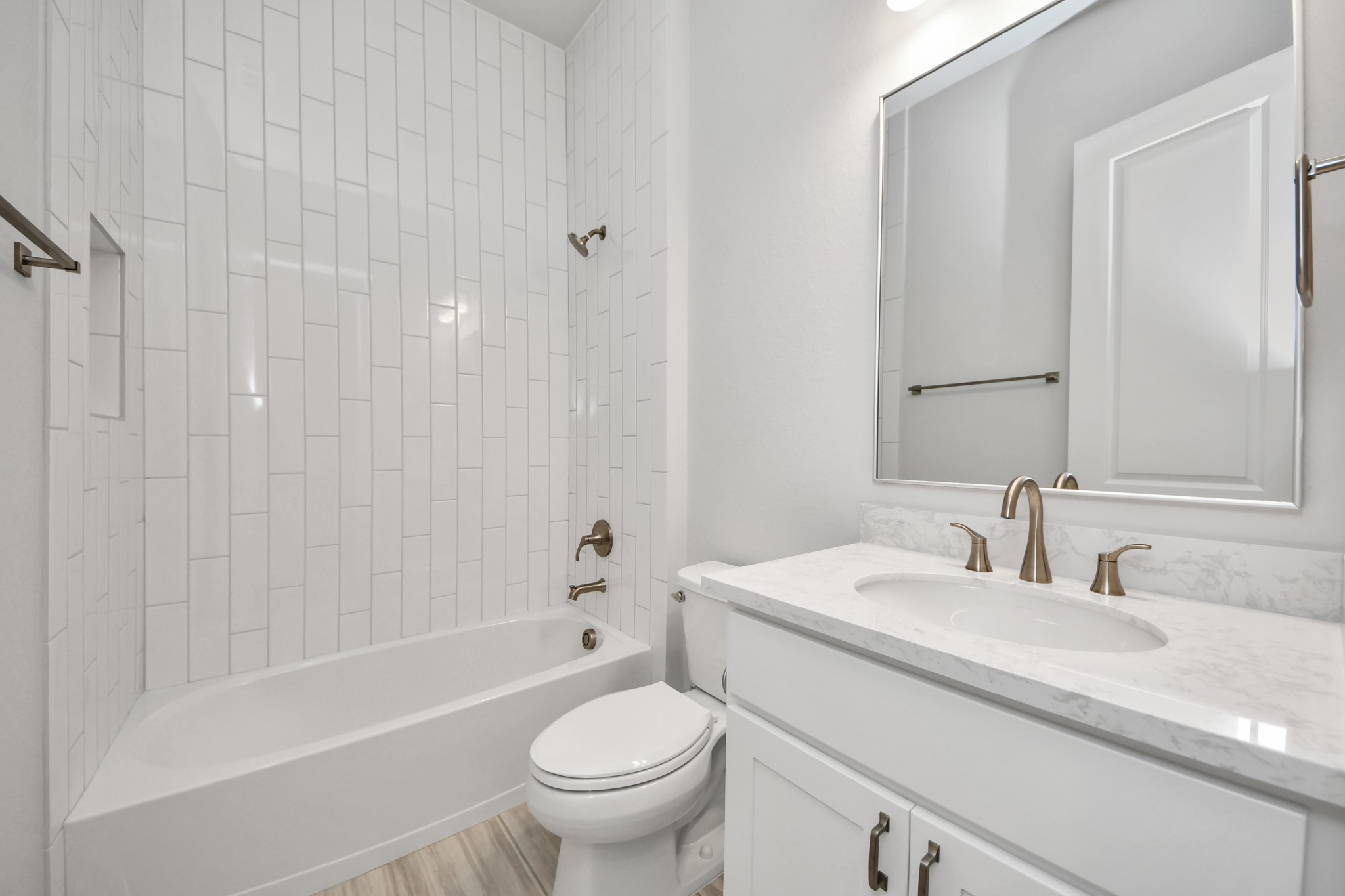 26907 Southwick Valley Lane Property Photo 9