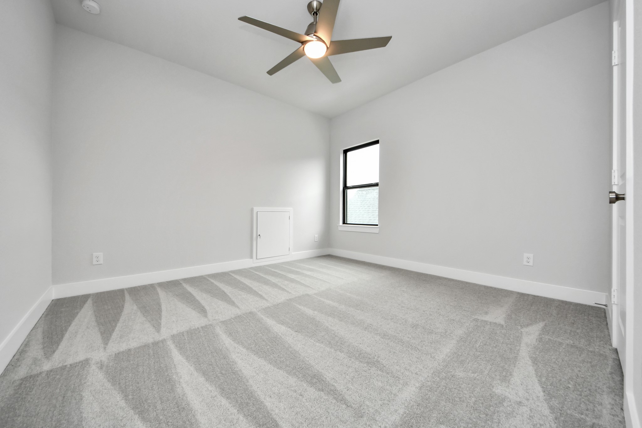 26907 Southwick Valley Lane Property Photo 31