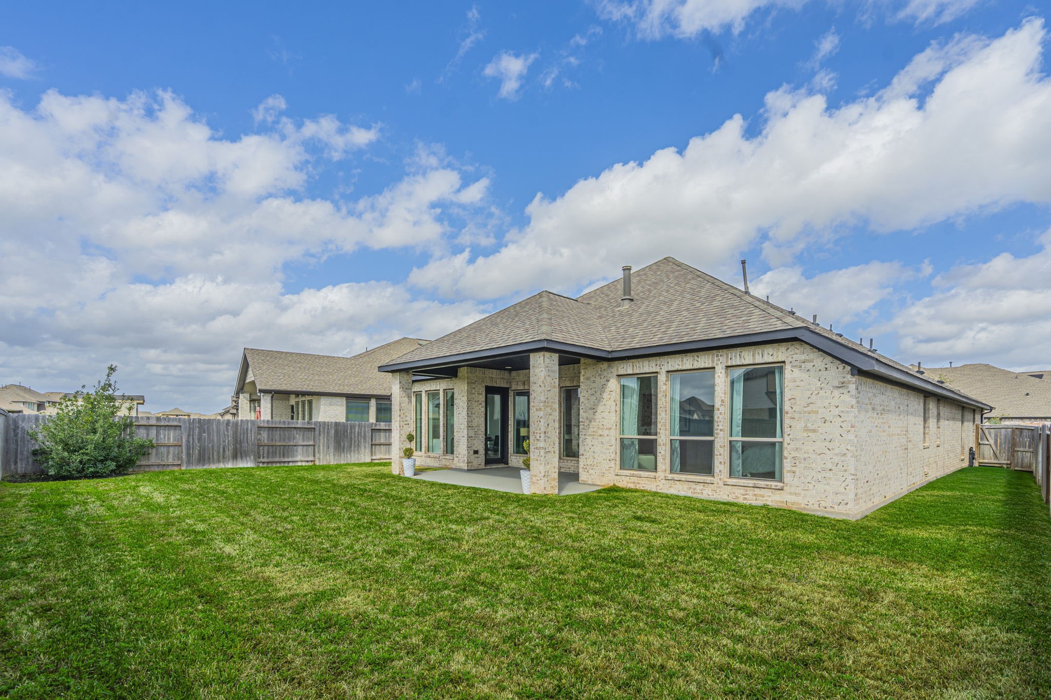 628 Santa Rosa Hills Drive Property Photo 44