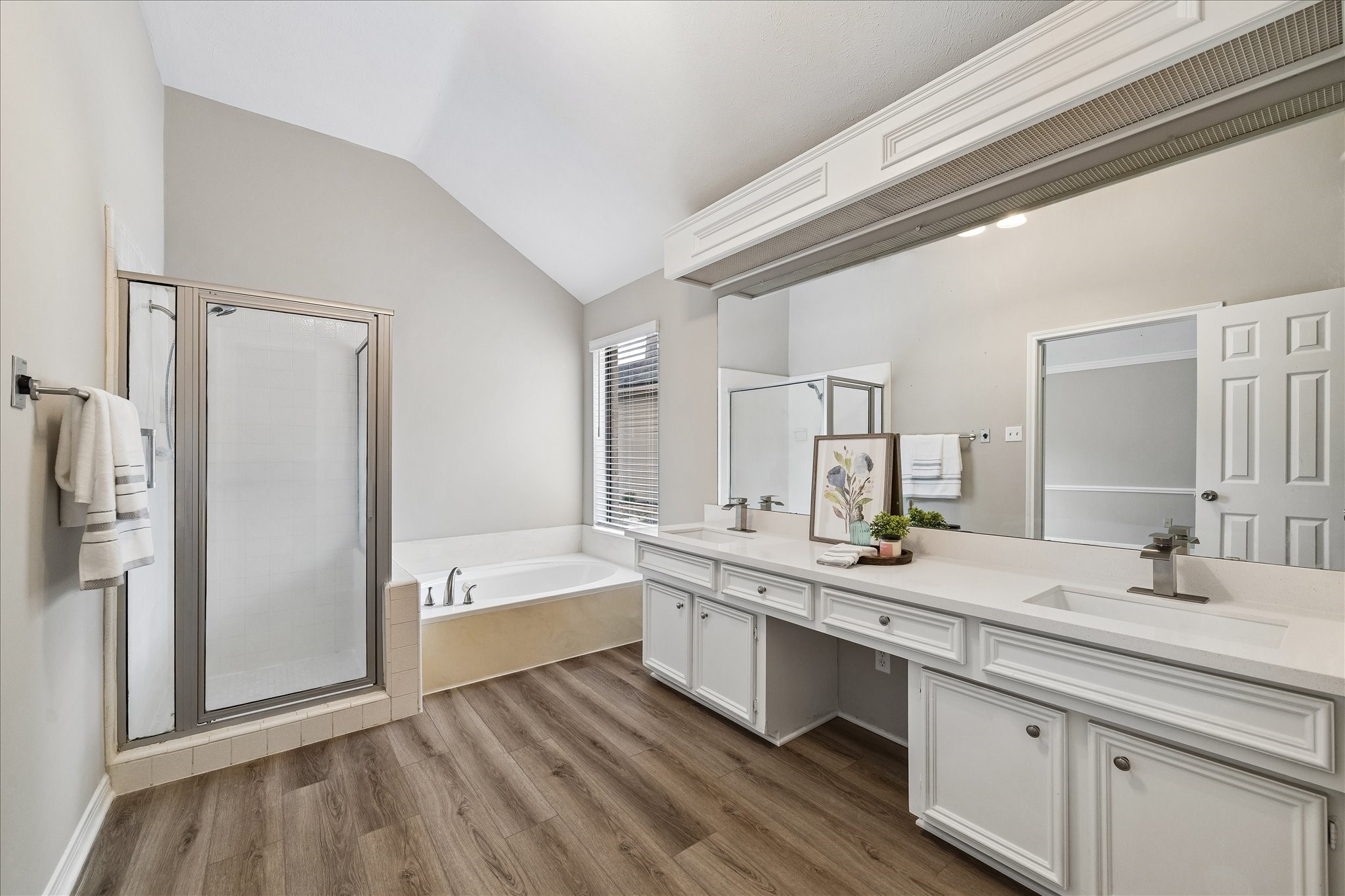 4314 Haven Glen Drive Property Photo 10