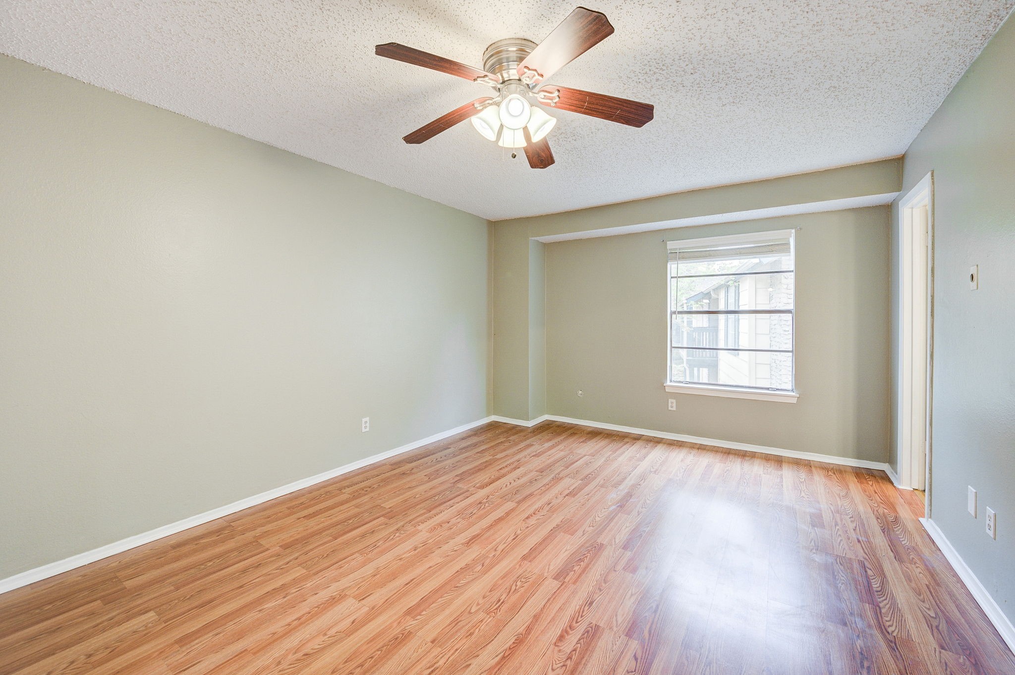 8229 Kingsbrook Road 229 Property Photo 21