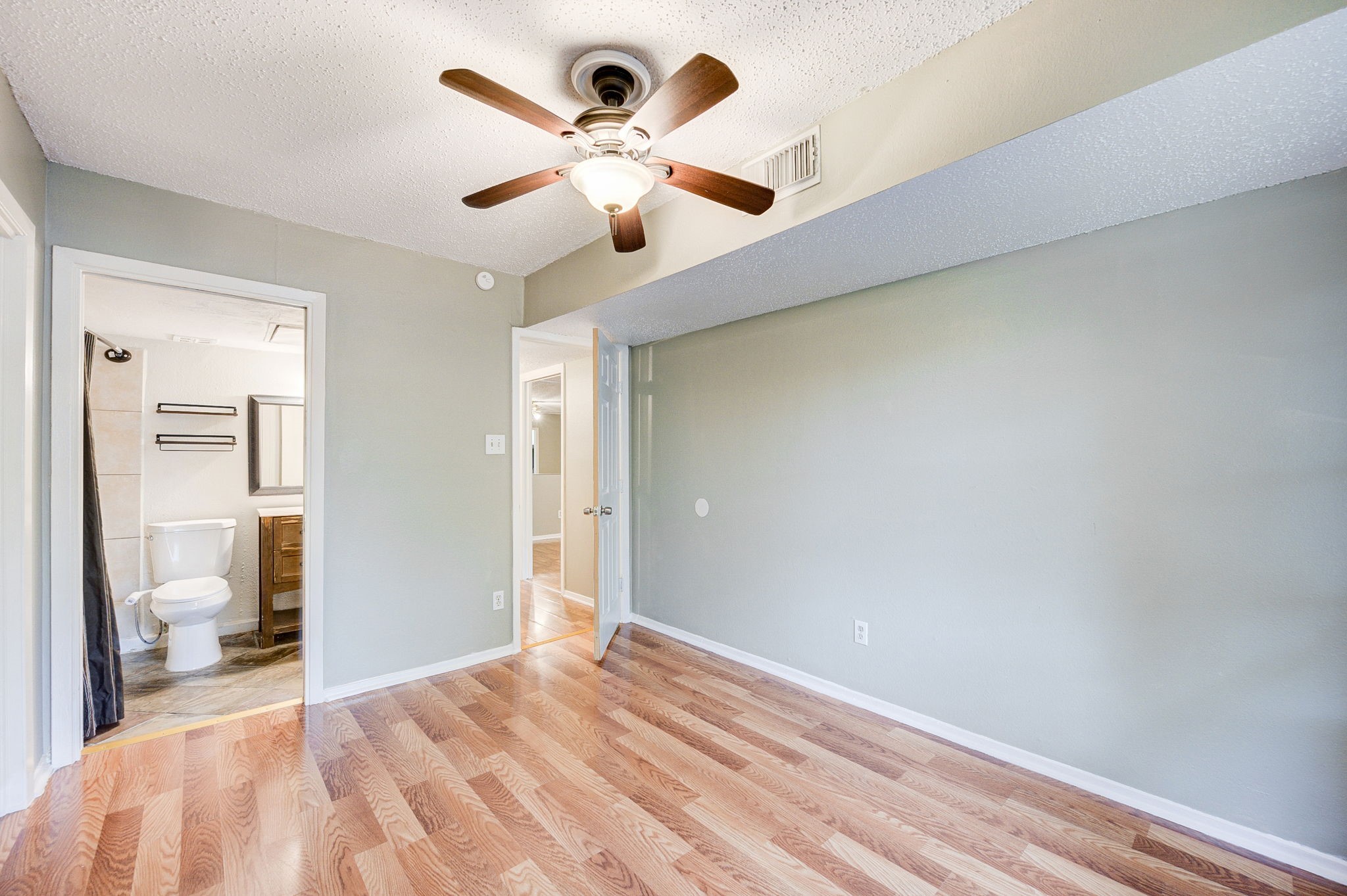 8229 Kingsbrook Road 229 Property Photo 29