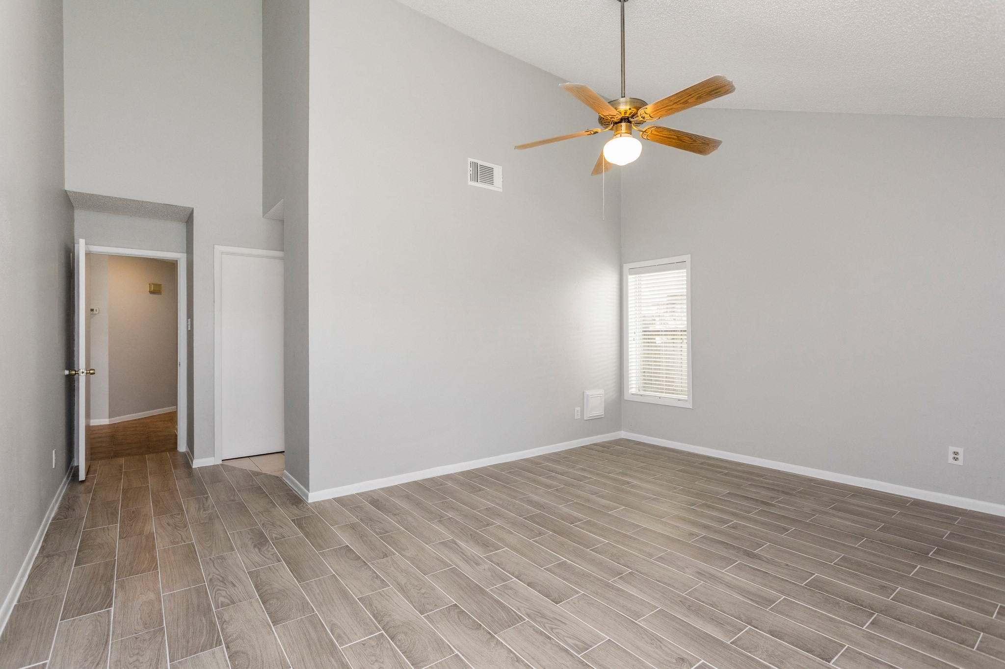 2015 Braesmeadow Lane Property Photo 19