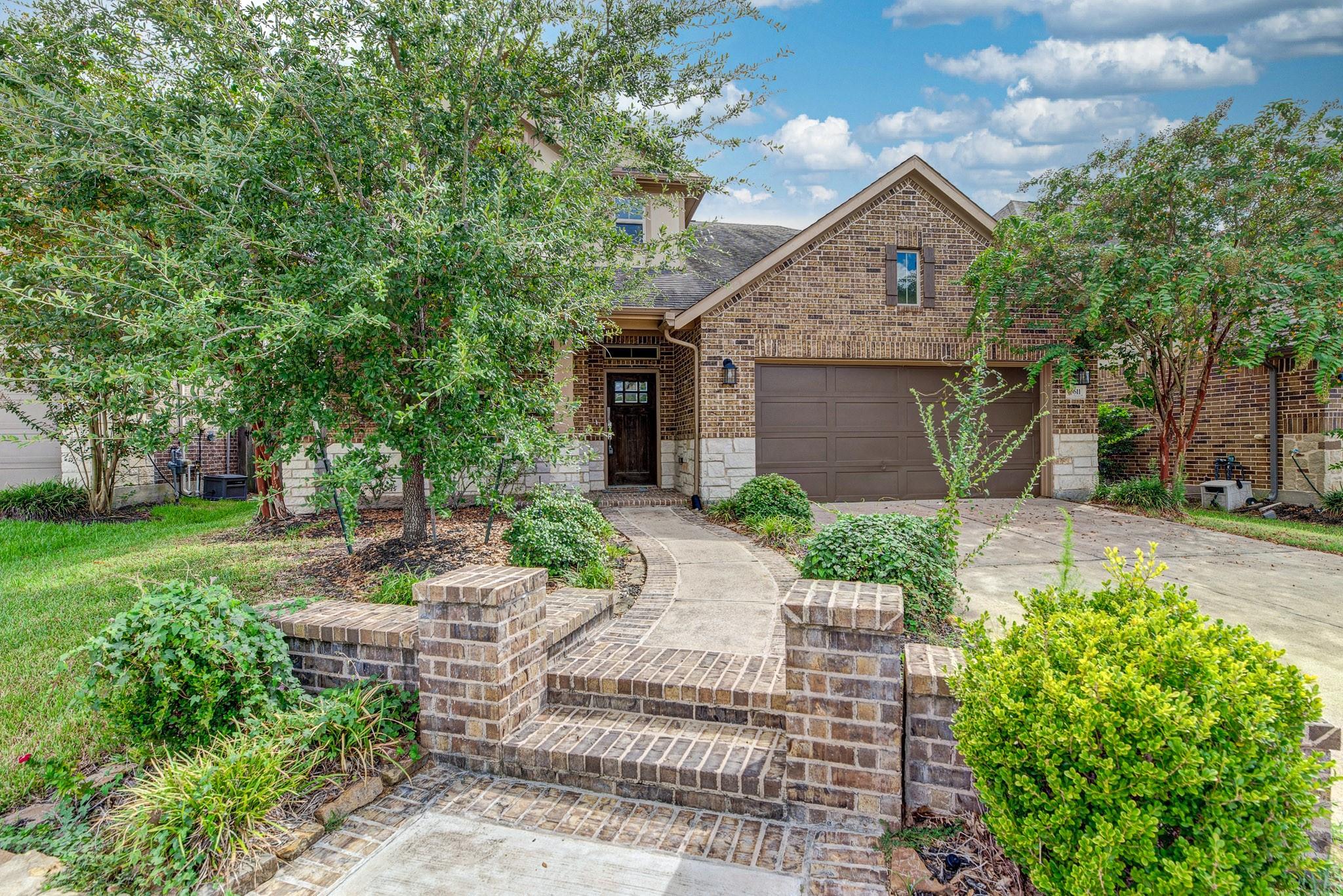 16611 Highland Country Drive Property Photo 3