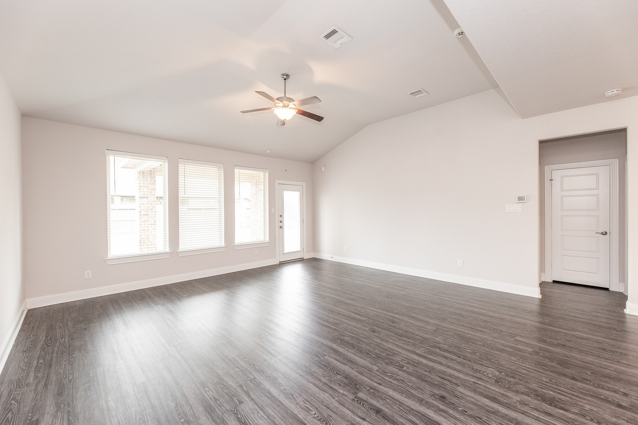 16611 Highland Country Drive Property Photo 10