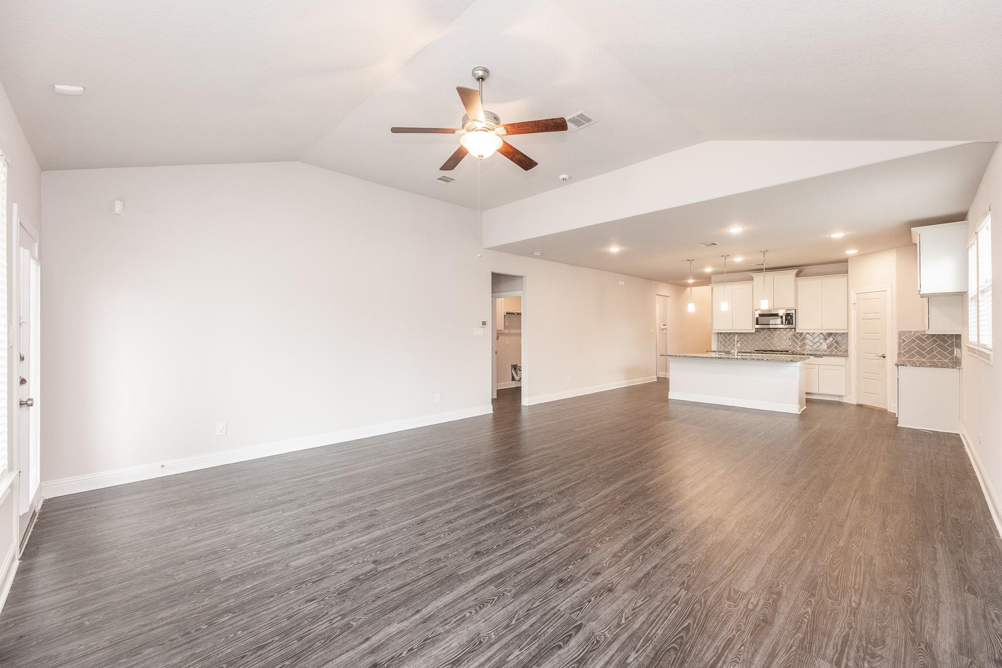 16611 Highland Country Drive Property Photo 13