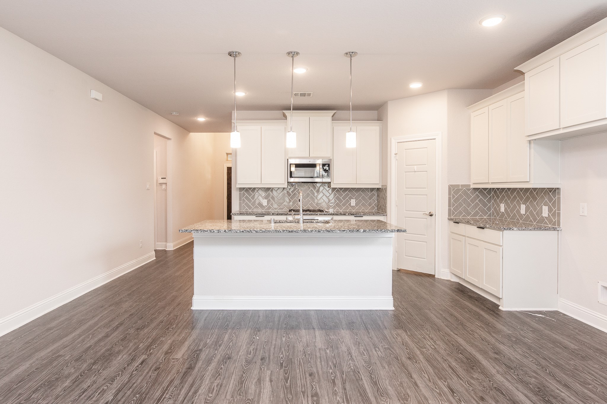 16611 Highland Country Drive Property Photo 14
