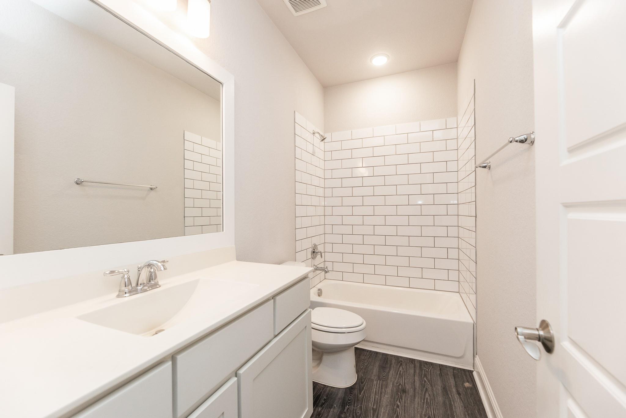 16611 Highland Country Drive Property Photo 28