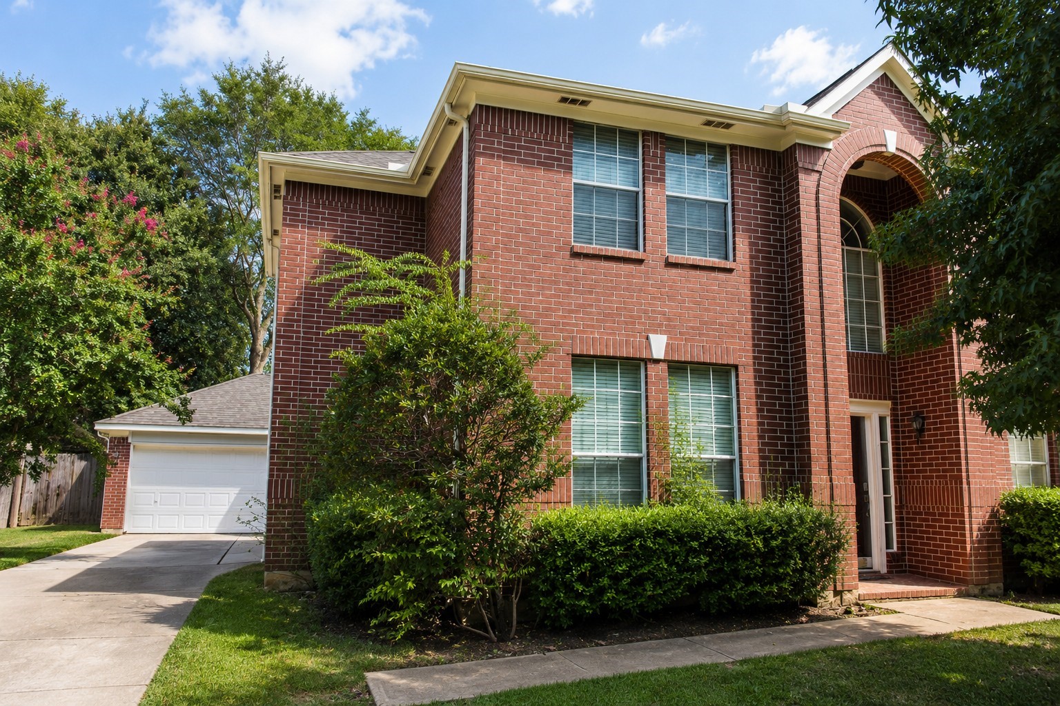 2723 Wisteria Walk Property Photo 1