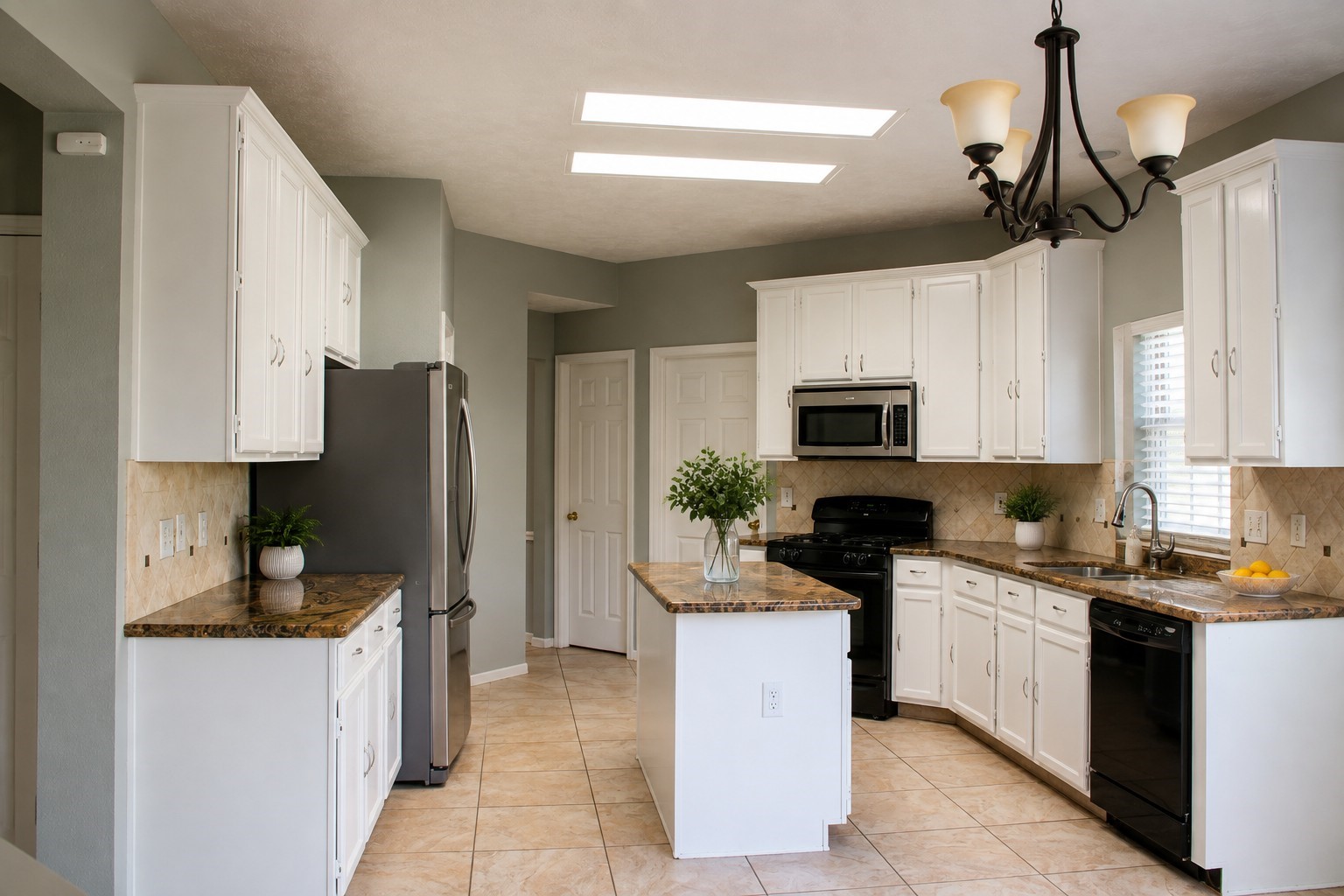 2723 Wisteria Walk Property Photo 7
