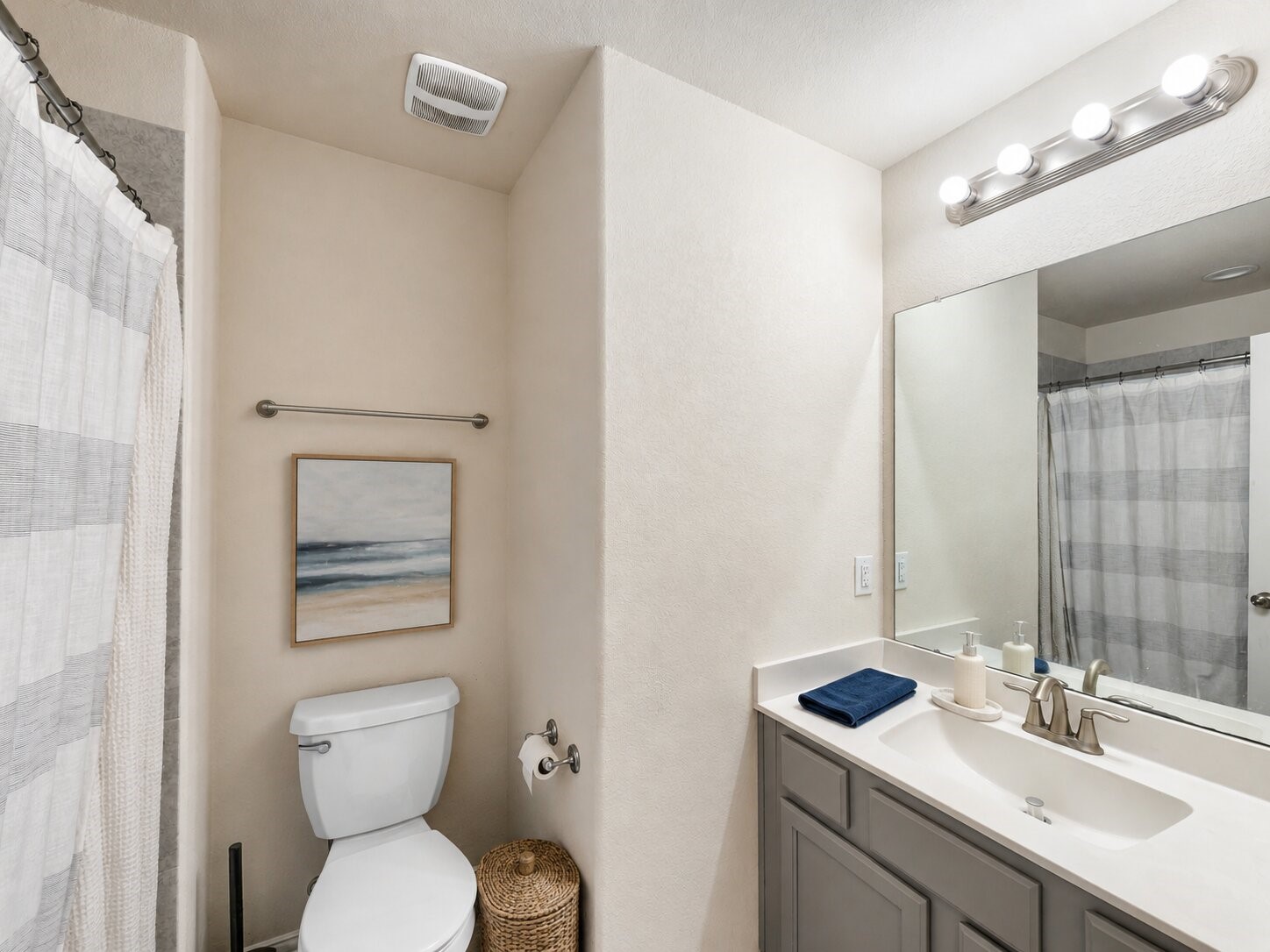 2119 Del Mar Drive Property Photo 17