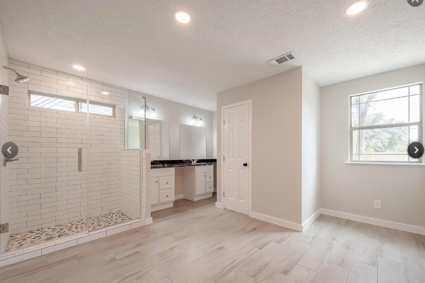 1011 Klamath Lane Property Photo 7