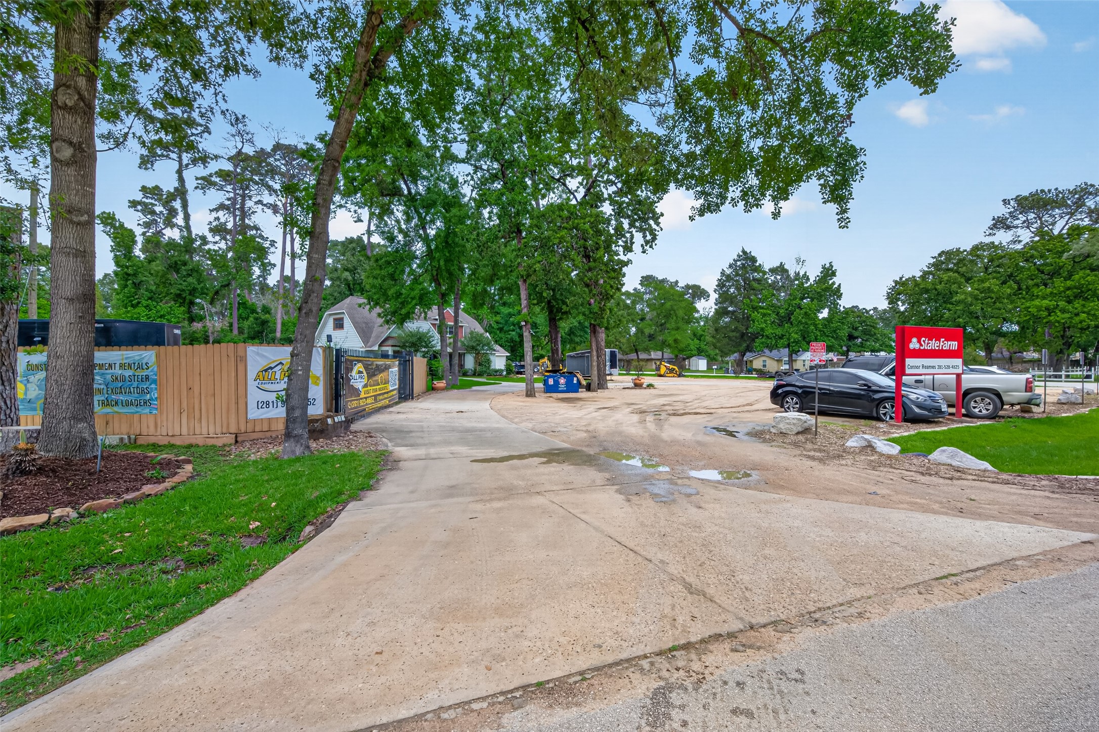 30207 E Geneva Drive Property Photo 4
