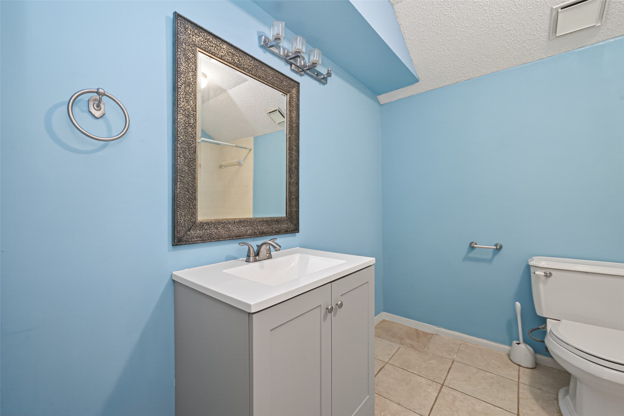 30207 E Geneva Drive Property Photo 21