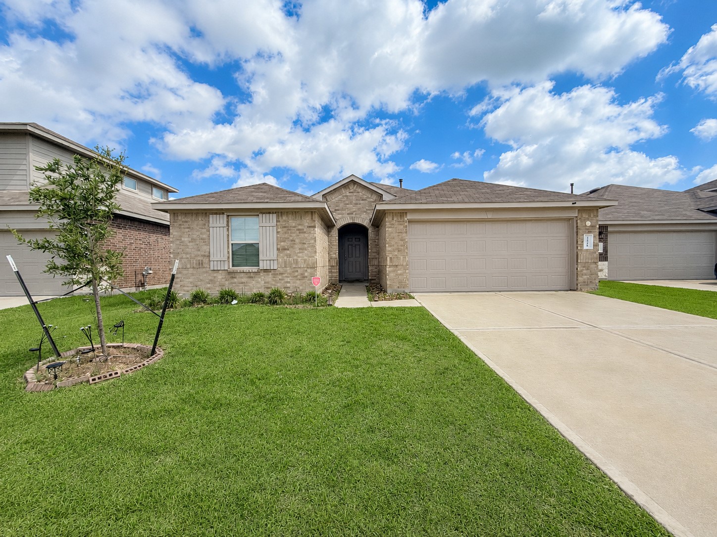 21518 Corsica Cove Court Property Photo 1