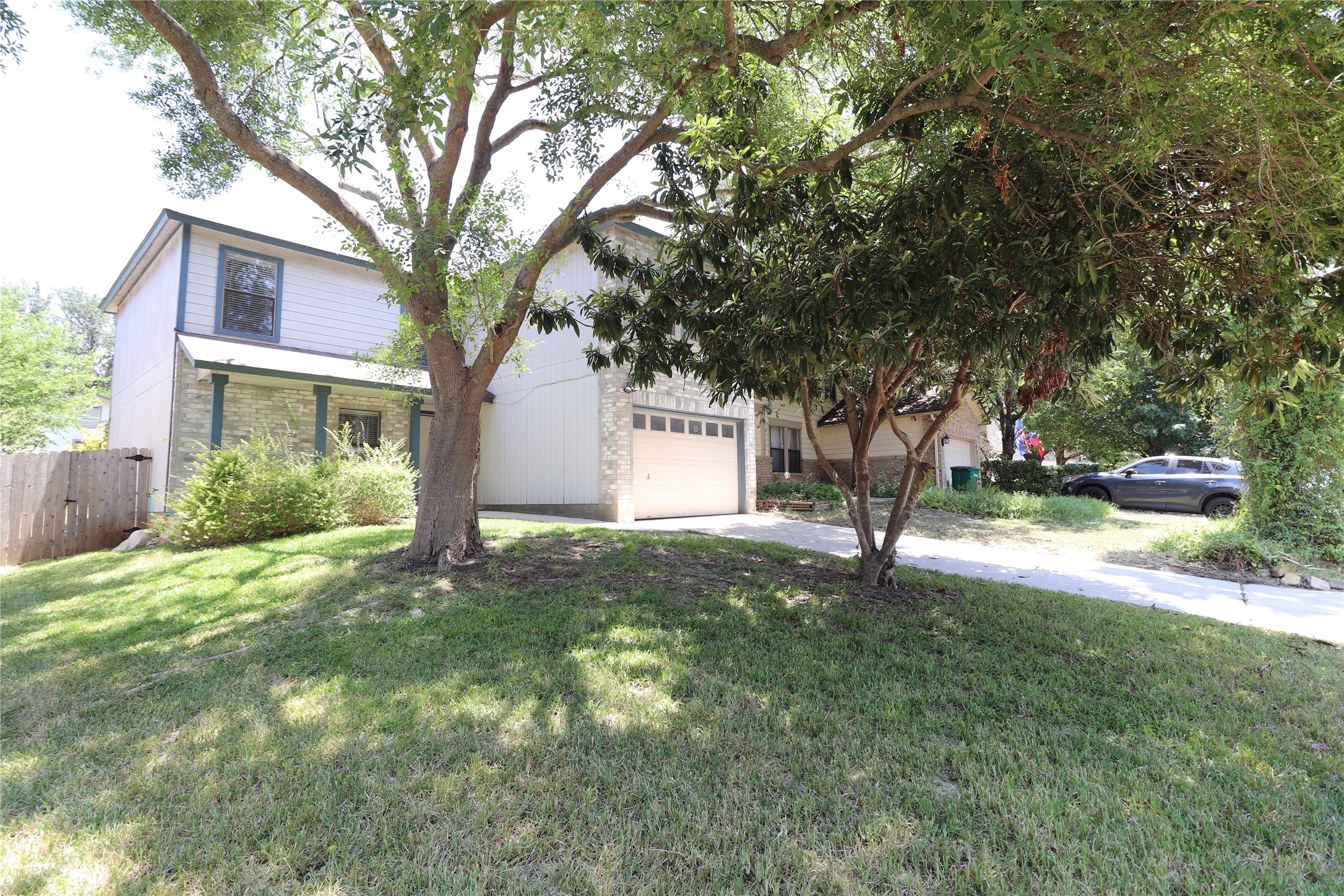 13026 Cavern Park Drive Property Photo 2