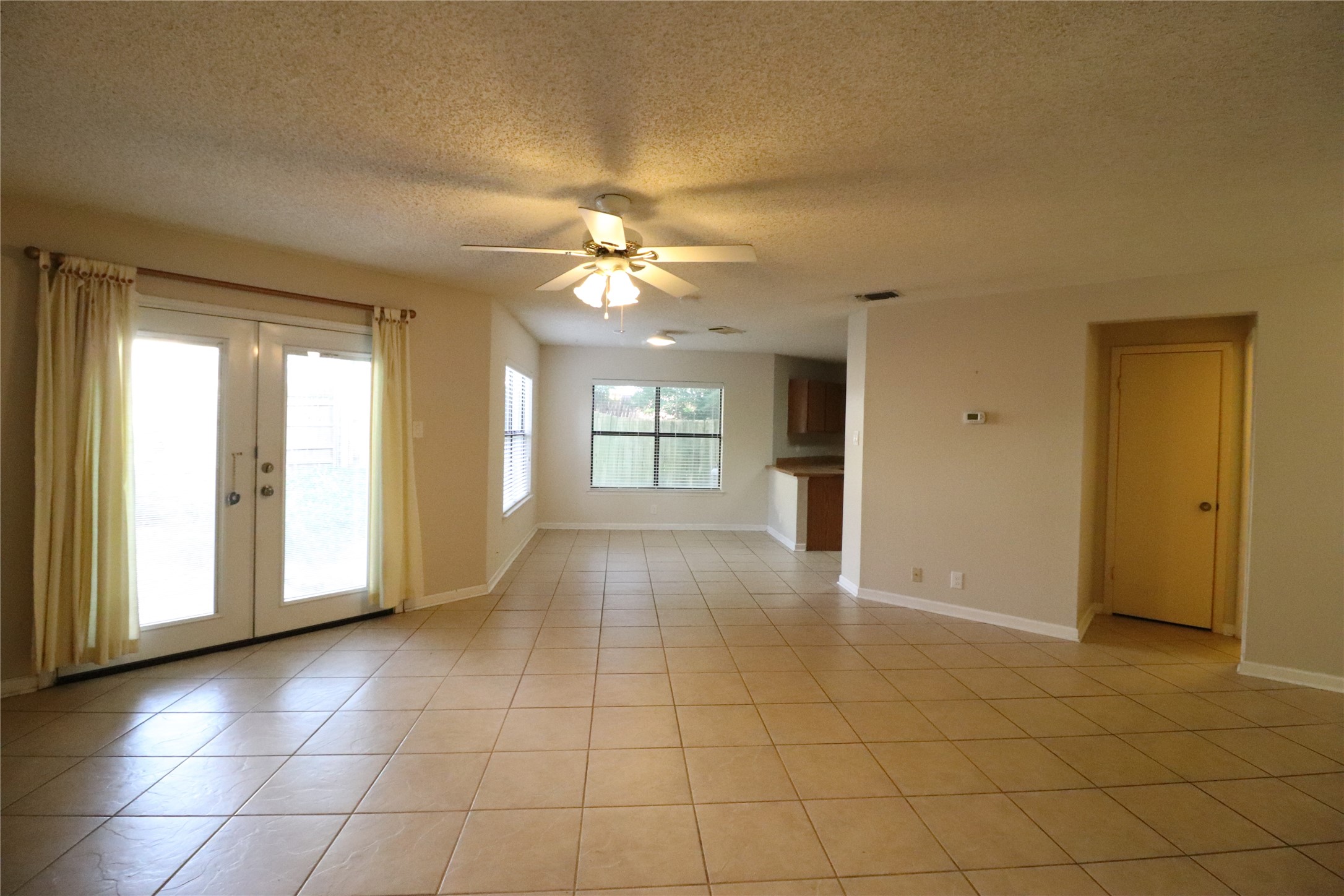 13026 Cavern Park Drive Property Photo 5