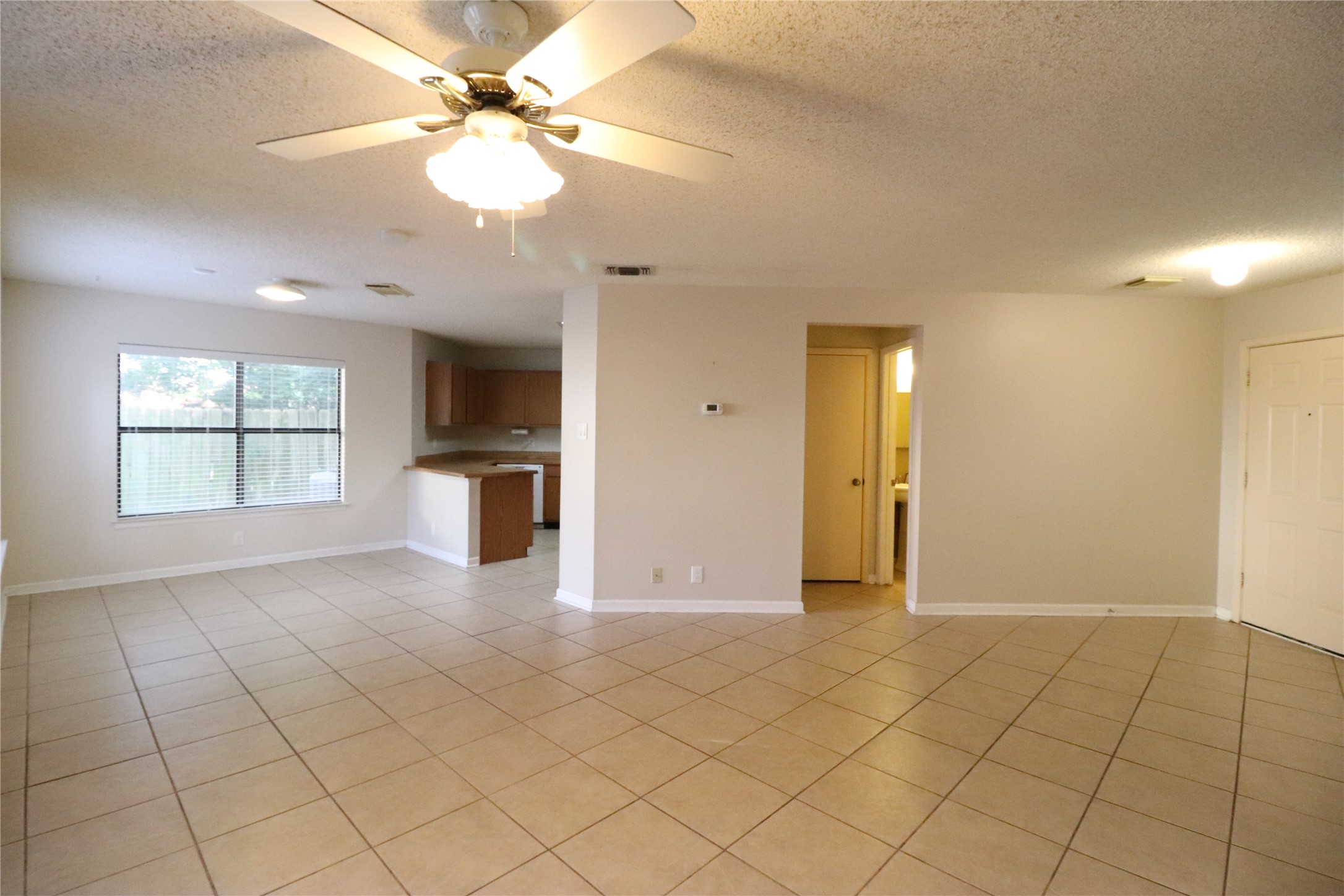 13026 Cavern Park Drive Property Photo 6