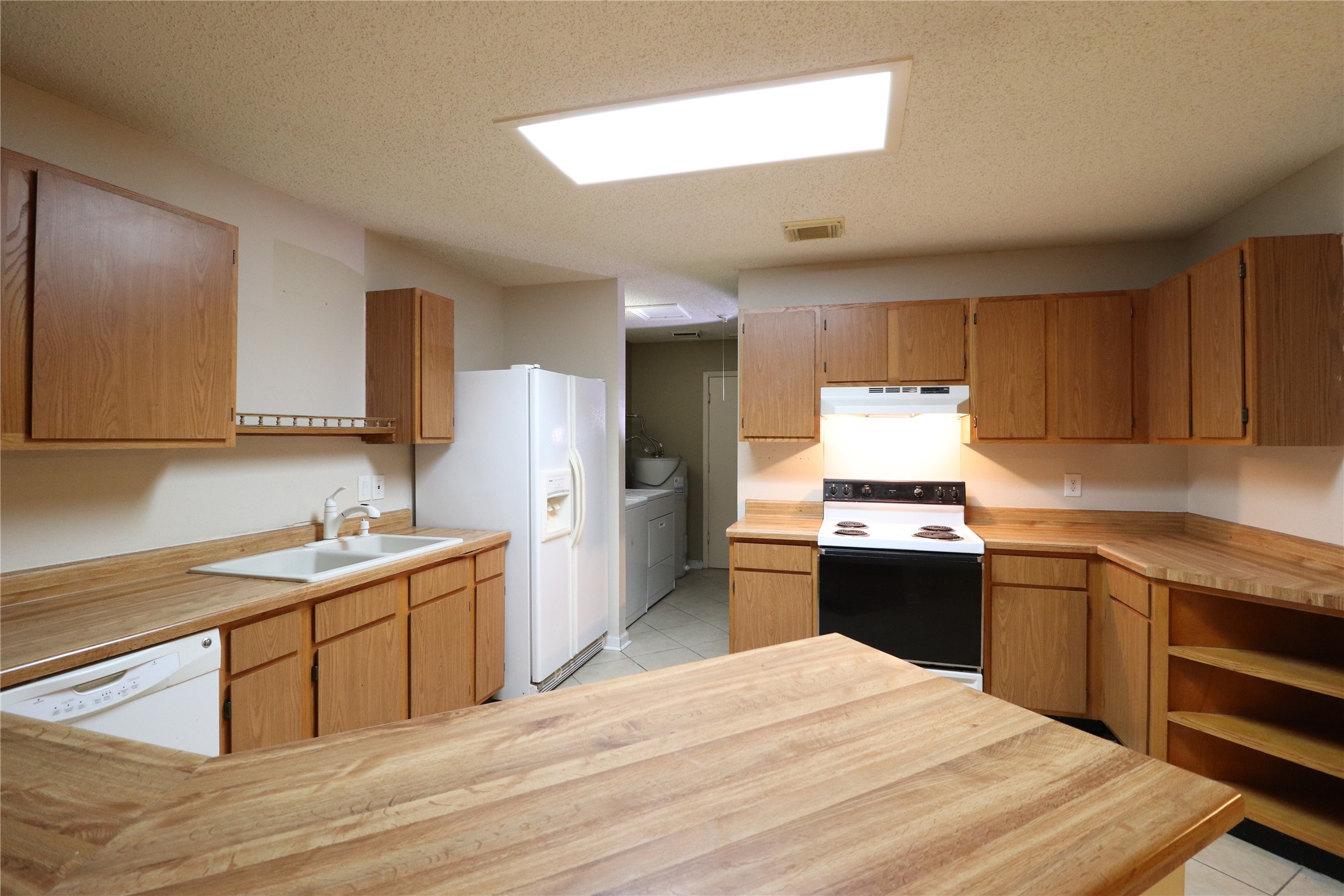 13026 Cavern Park Drive Property Photo 9
