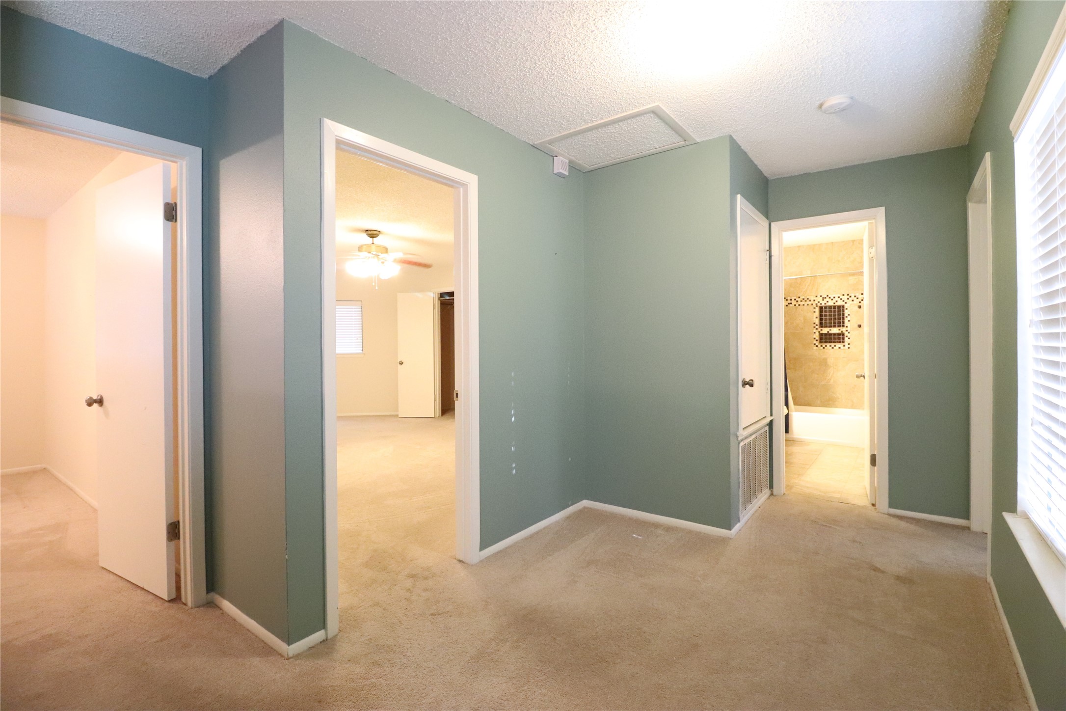 13026 Cavern Park Drive Property Photo 13