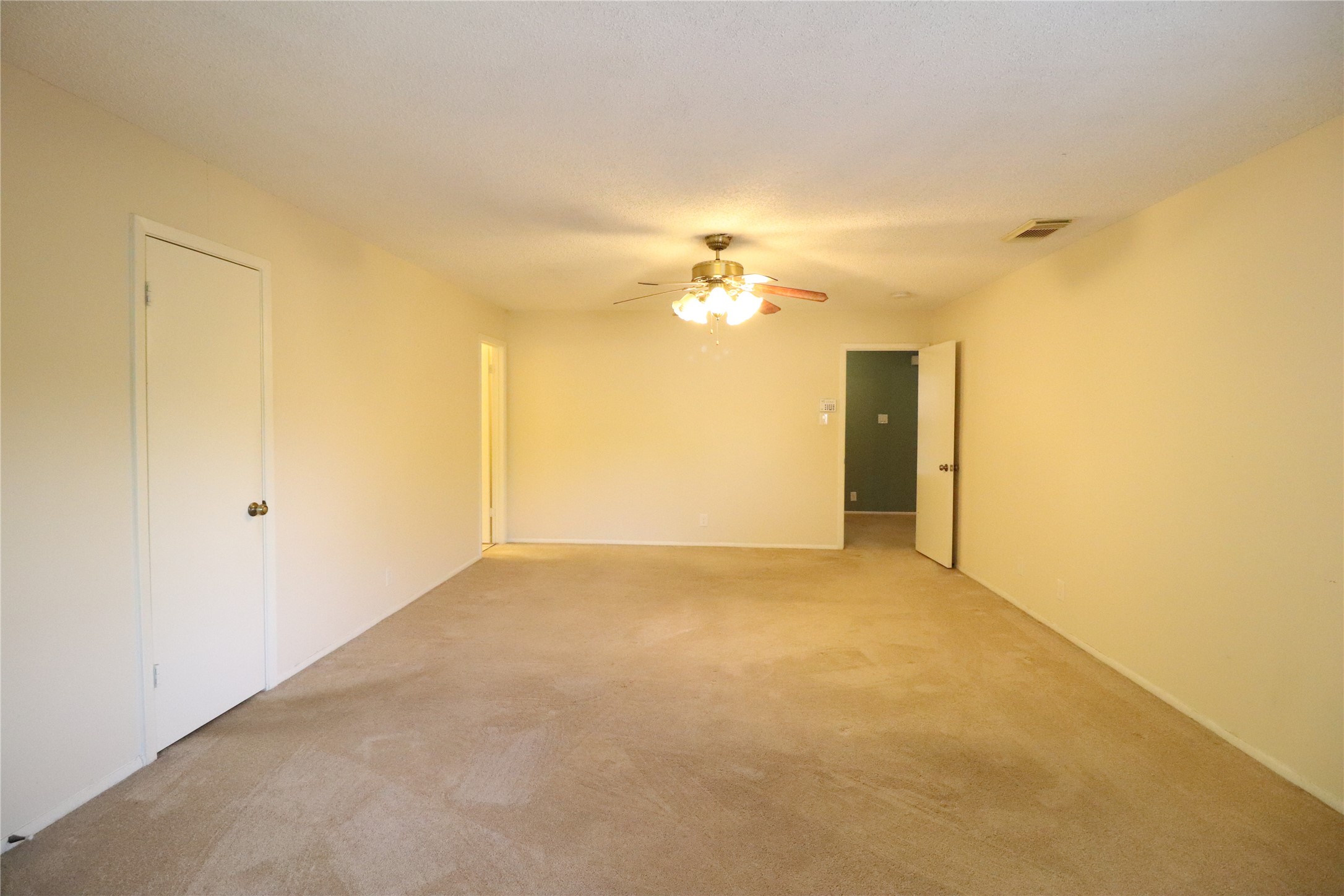 13026 Cavern Park Drive Property Photo 16