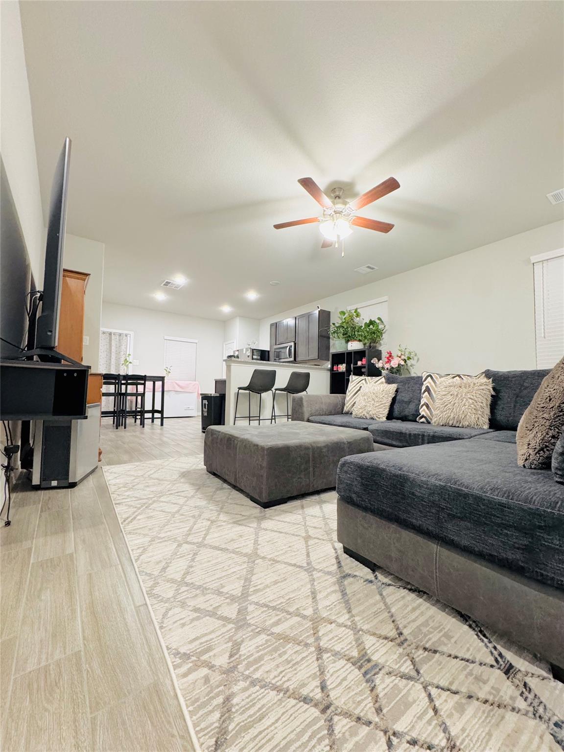 24702 Russet Bluff Trail Property Photo 6