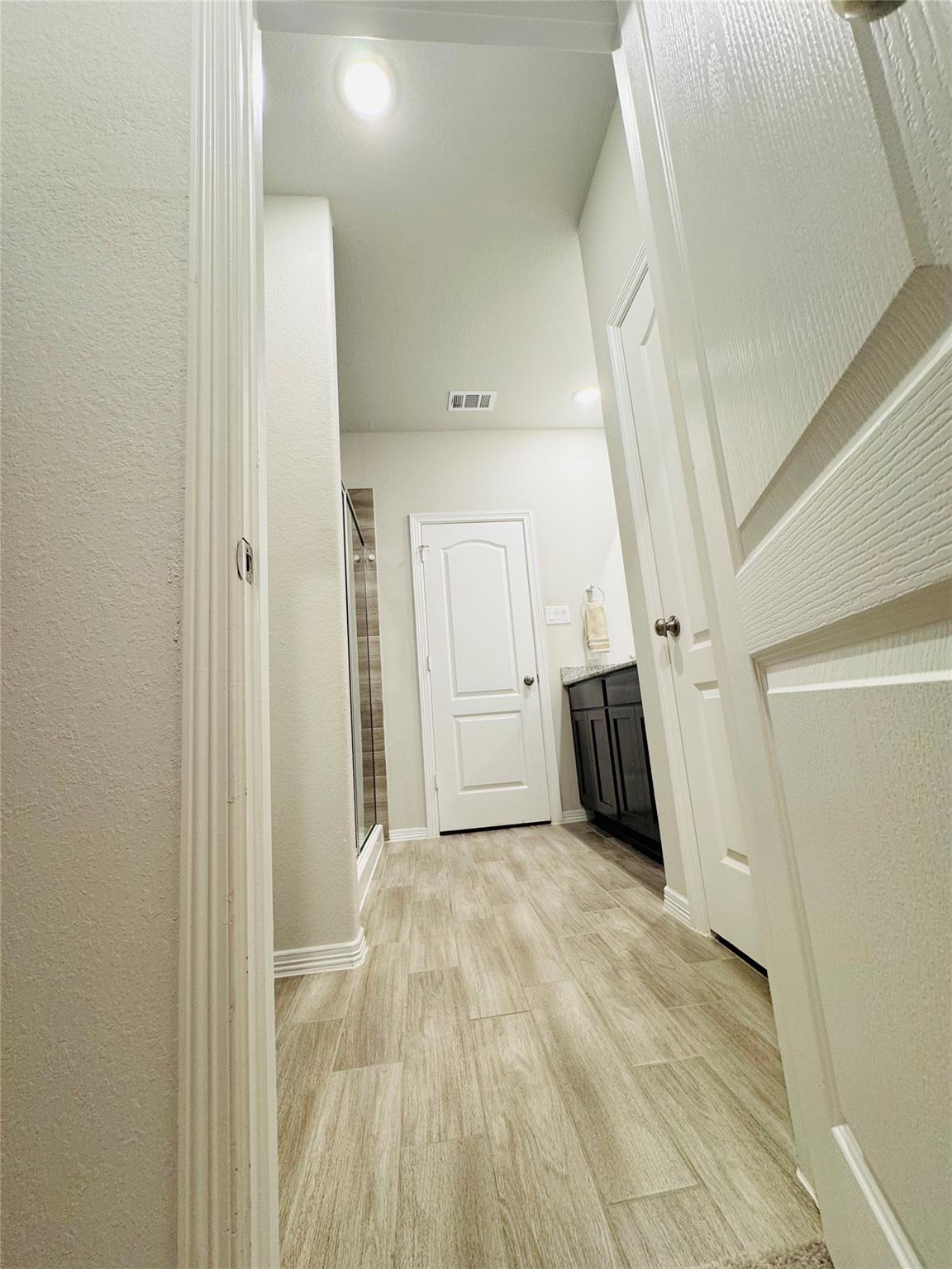 24702 Russet Bluff Trail Property Photo 15