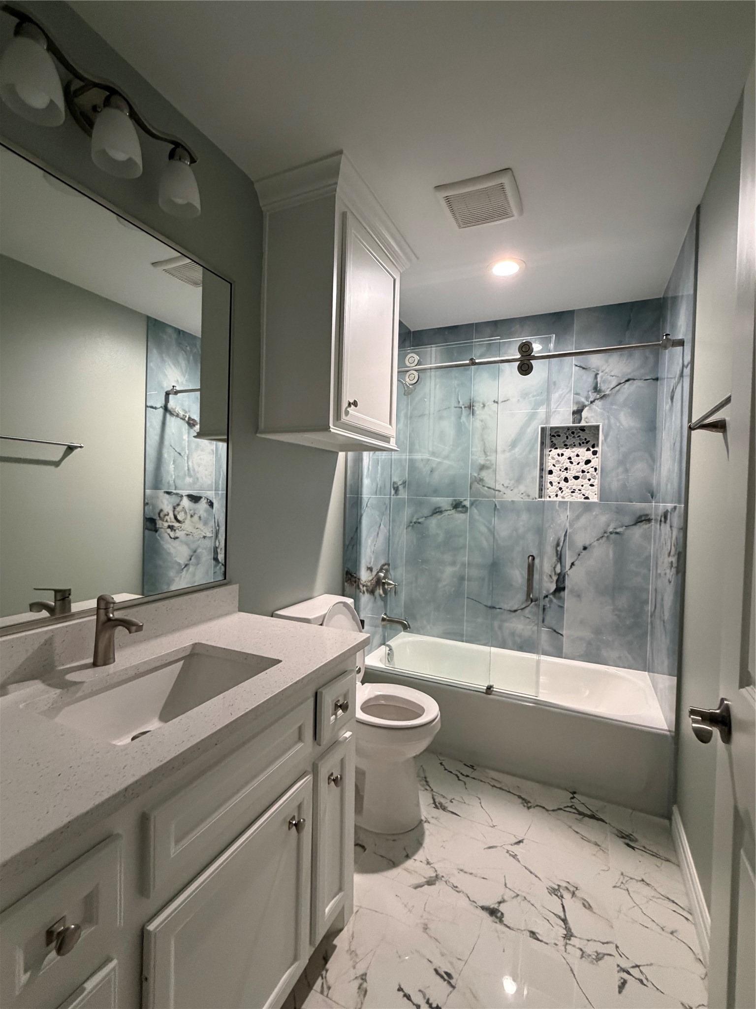 408 Mary Avenue Property Photo 13