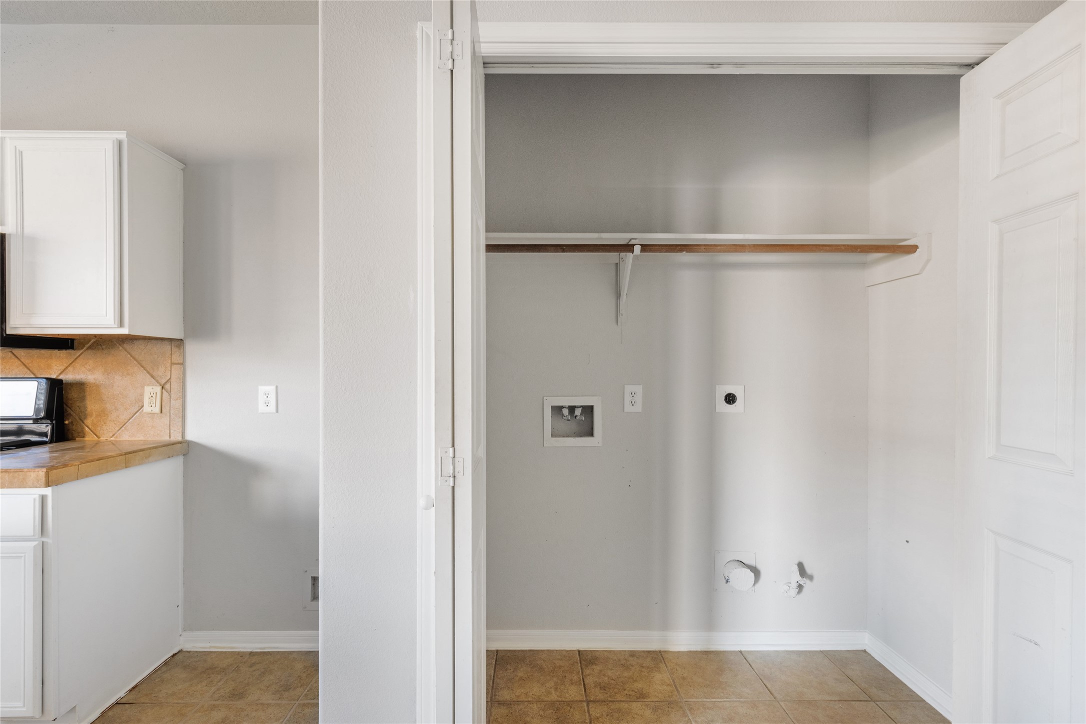 15410 Fir Woods Lane Property Photo 12