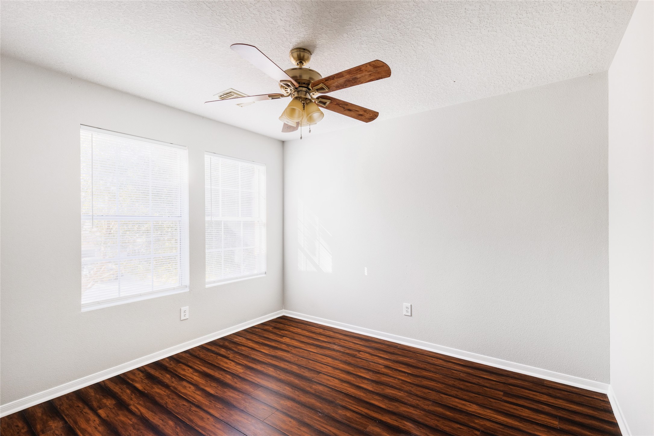 15410 Fir Woods Lane Property Photo 19
