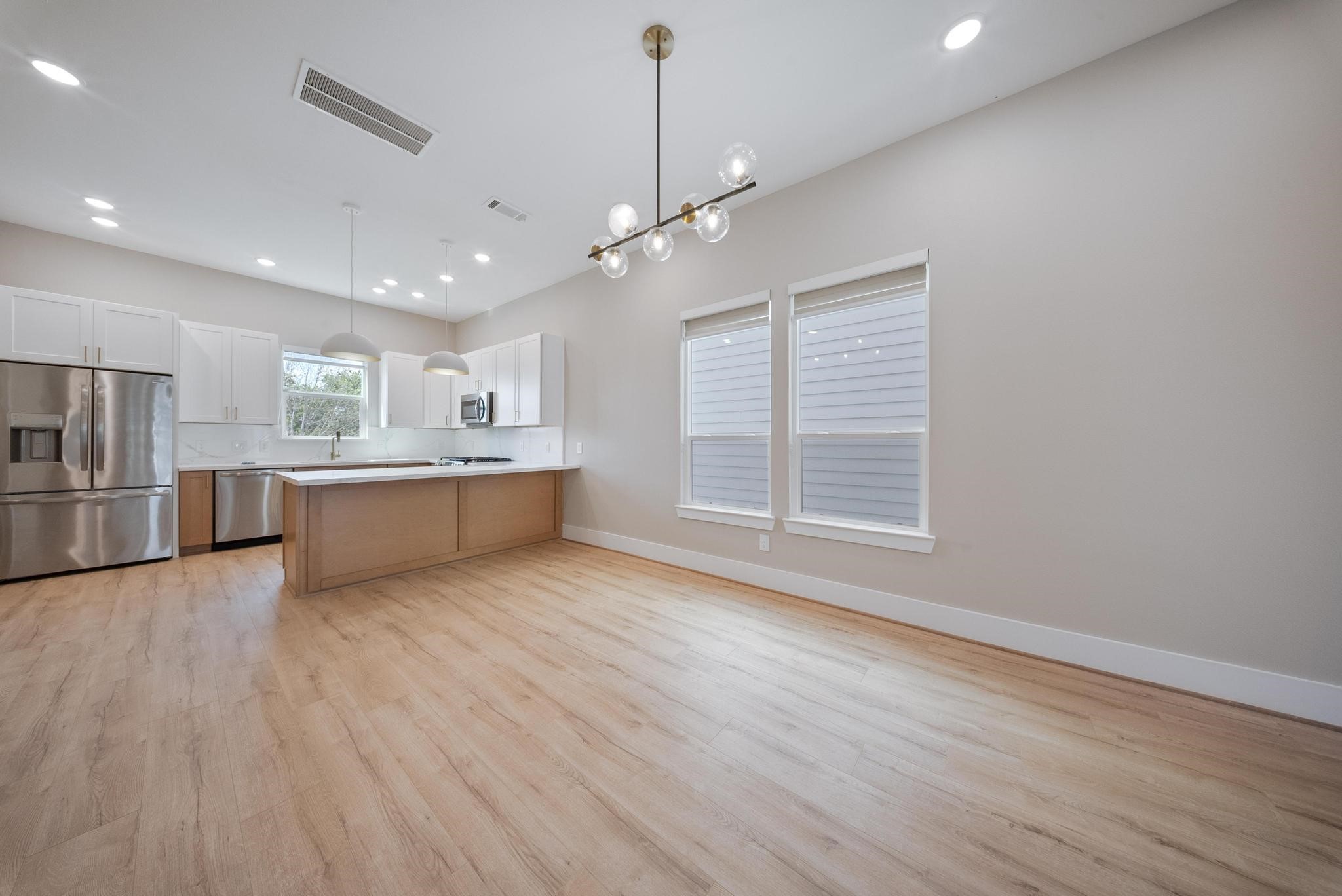4013 Griggs Road D Property Photo 5