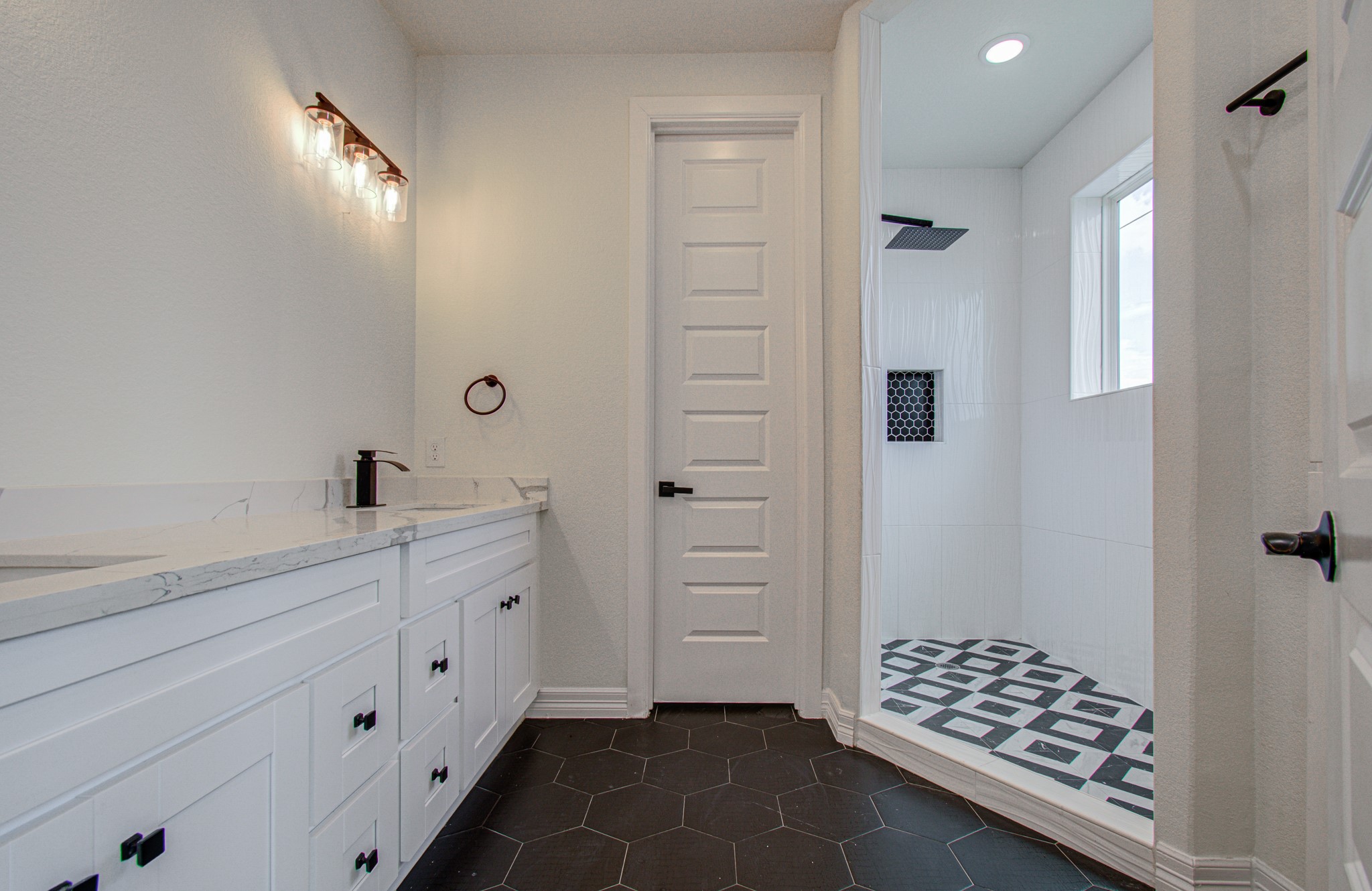 704 Gregg Street Property Photo 24