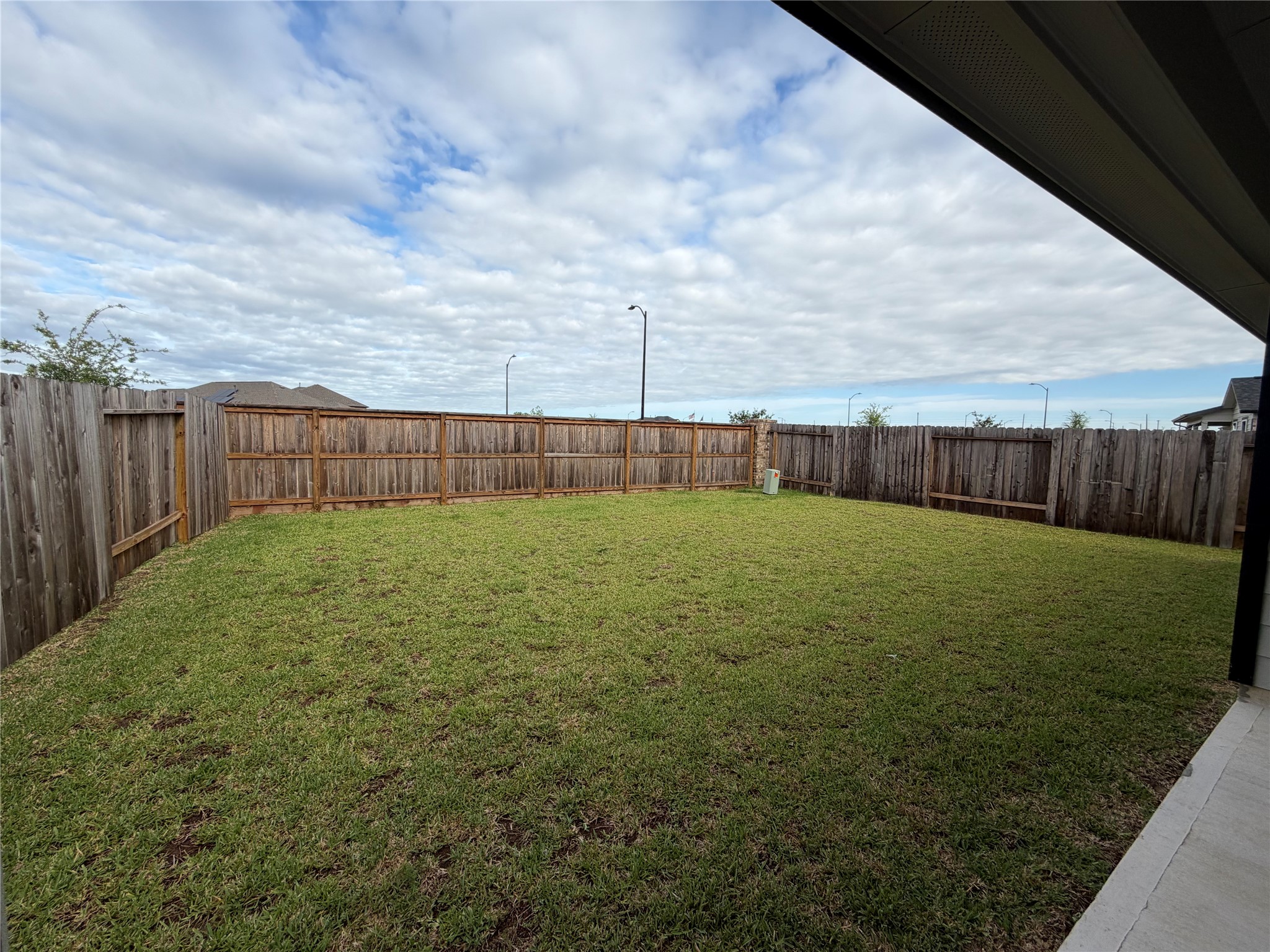2911 Solitude Pine Lane Property Photo 15