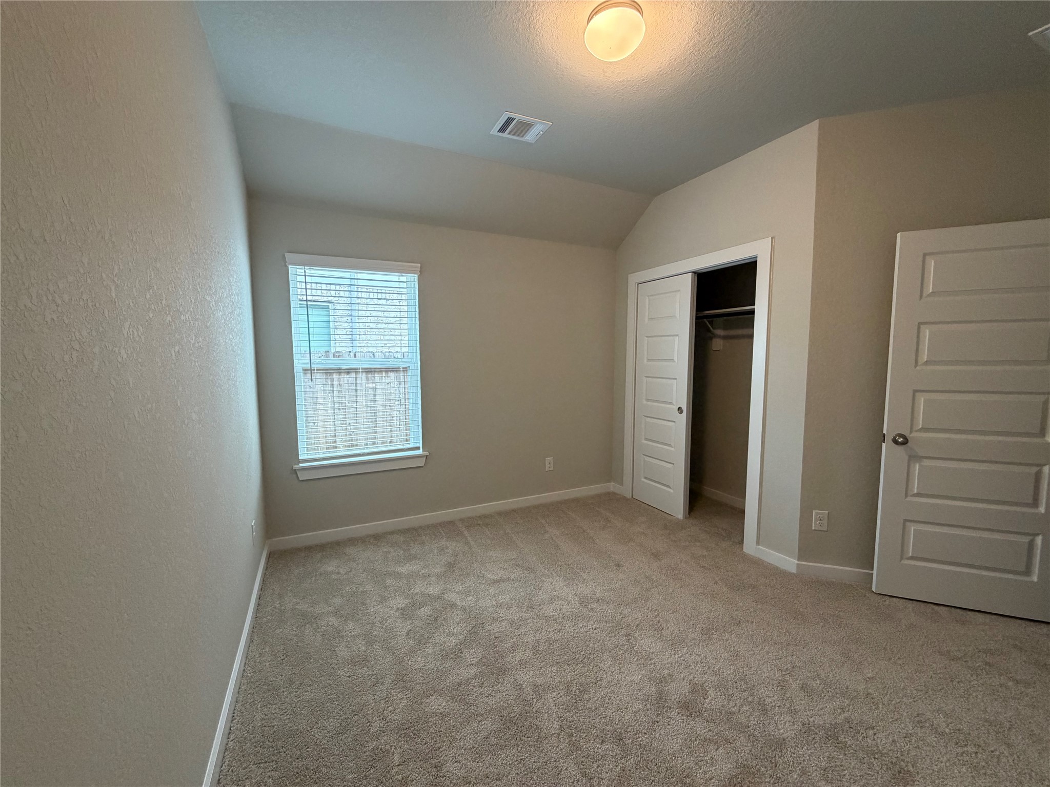 2911 Solitude Pine Lane Property Photo 16